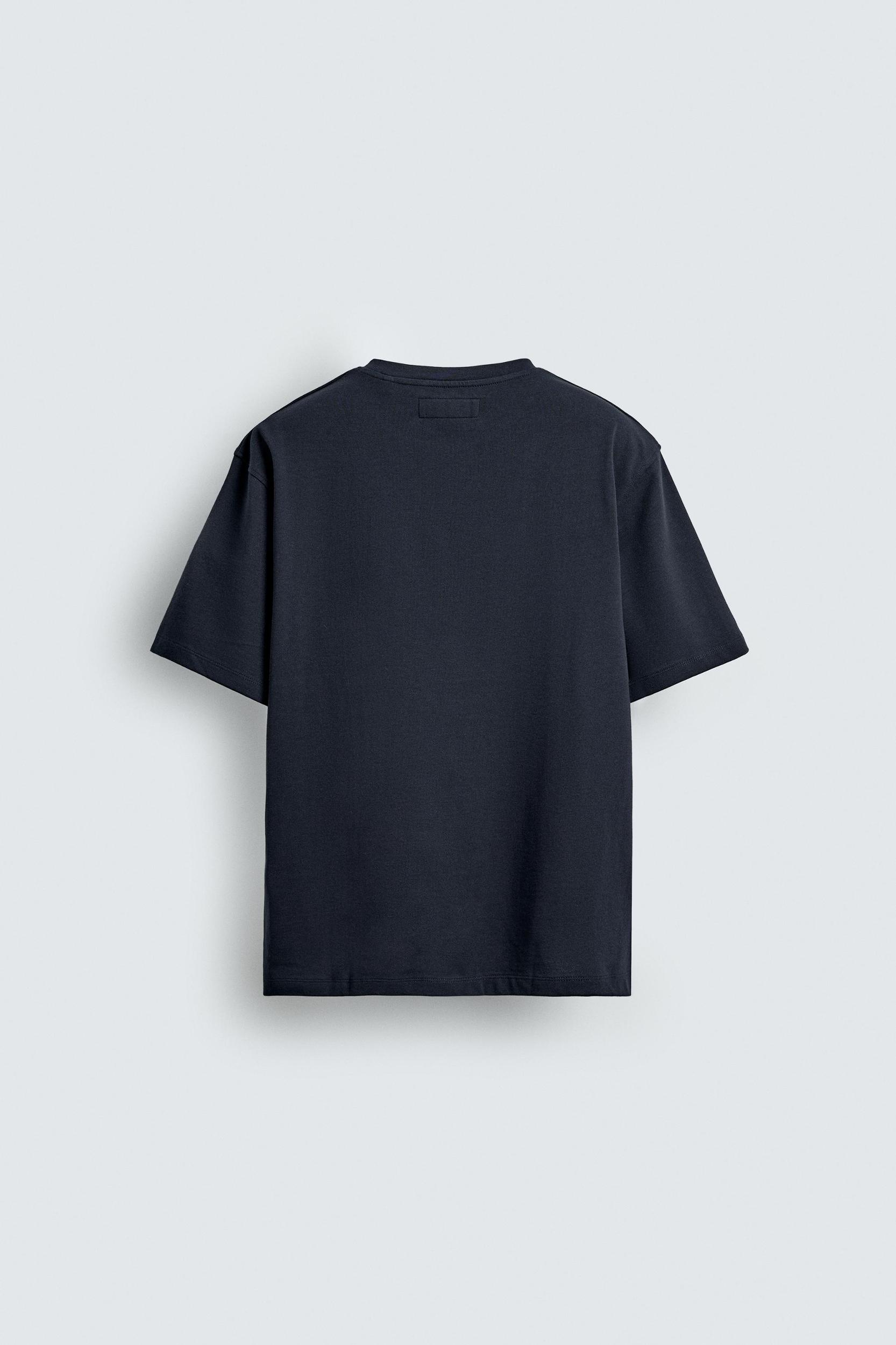 MEDIUM WEIGHT SHORT SLEEVE T-SHIRT Product Image