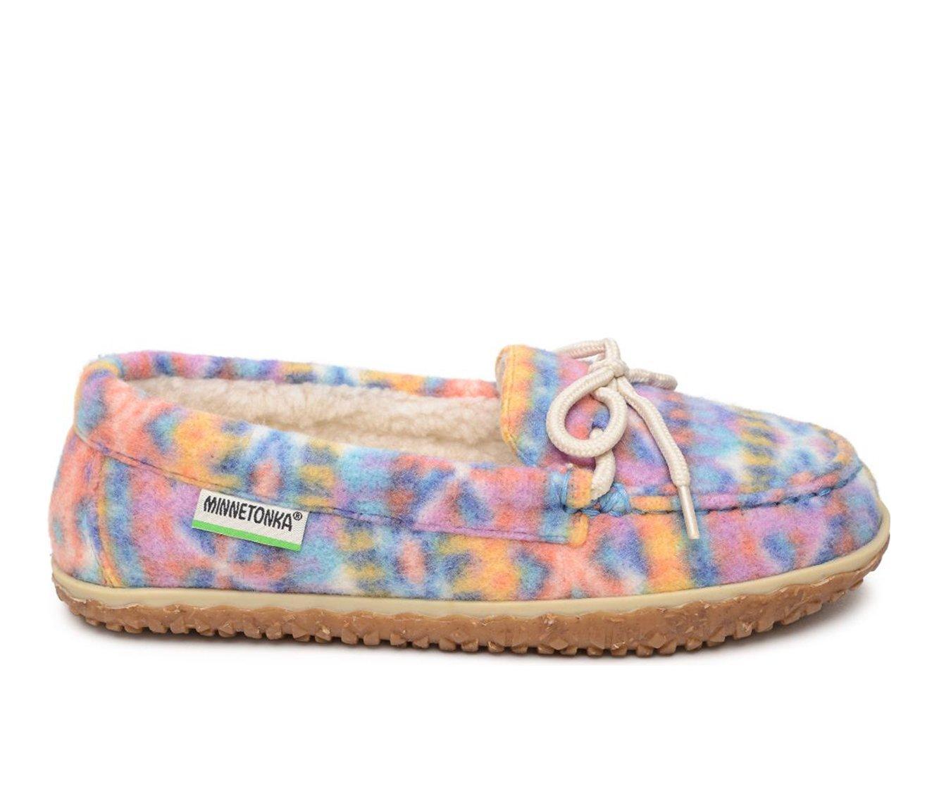 Minnetonka Women's Eco Oak Slippers Product Image