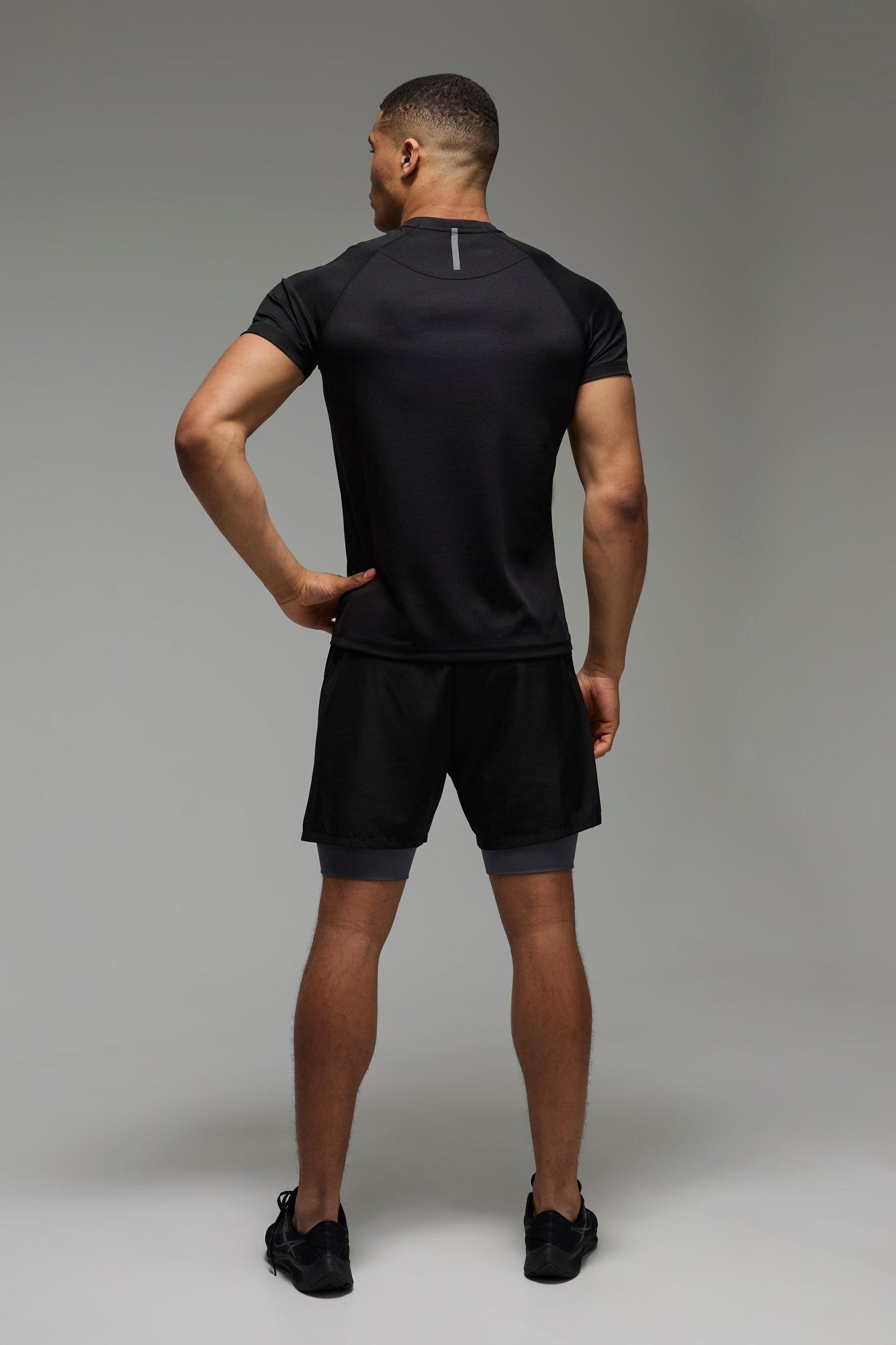 Man Active Running Muscle Fit Mesh T-shirt | boohooMAN USA Product Image