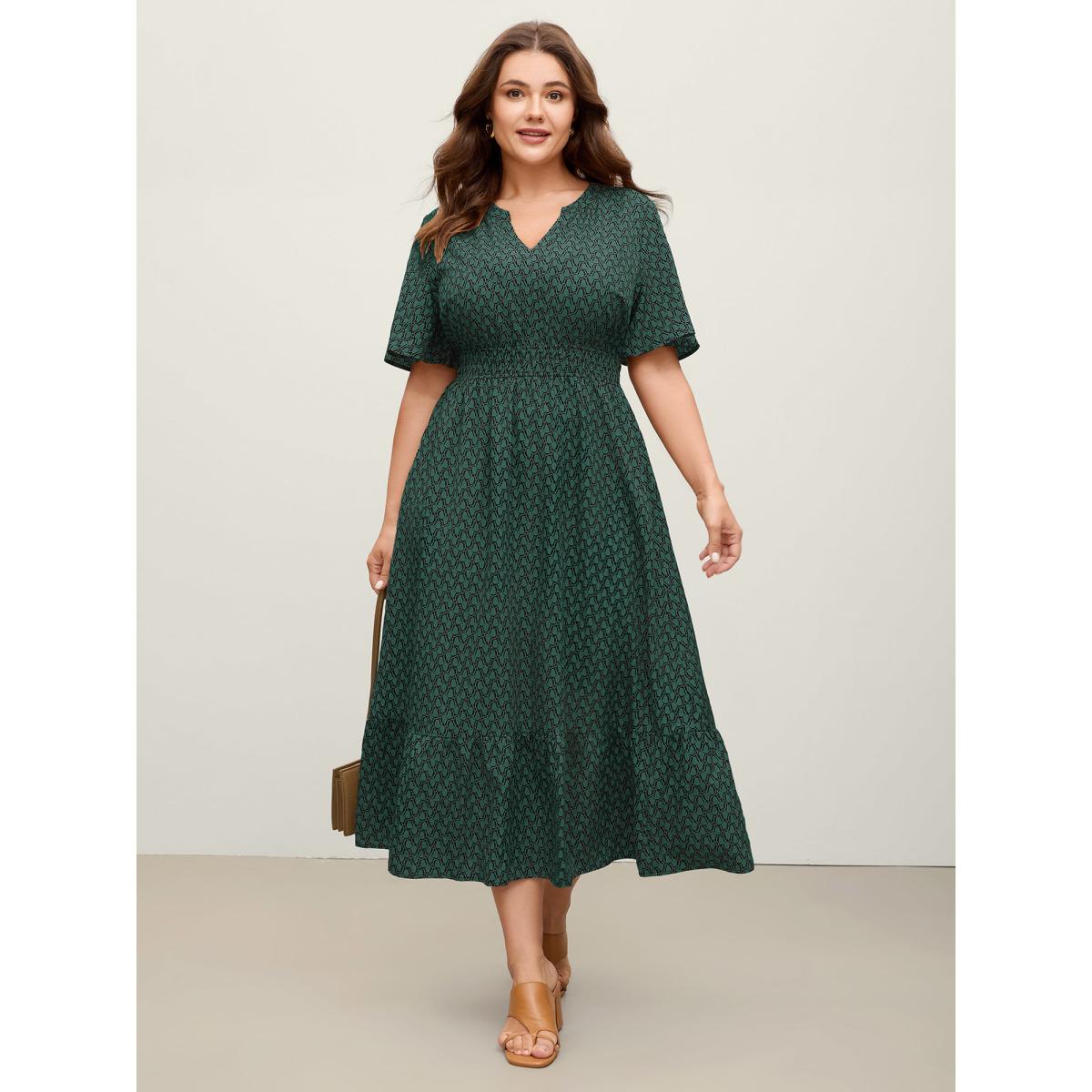 Plus Size Geometric Print Waist-Cinched Tiered Midi Dress DarkGreen Women Office Flat collar with V-notch Short sleeve Curvy BloomChic 10/M Product Image