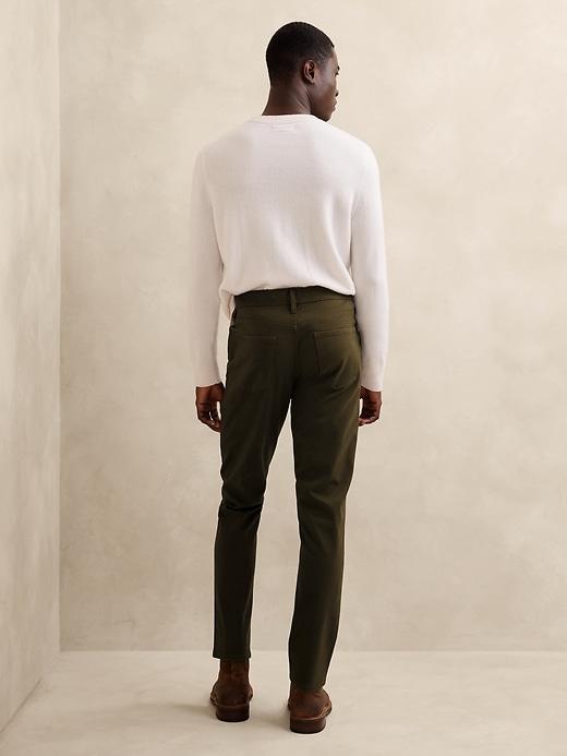 Skinny Traveler Pant Product Image