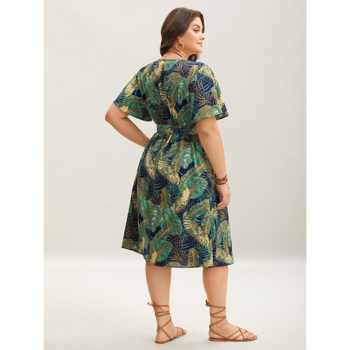 Plus Size Tropical Print Belted Pocket Midi Dress Navy Women Resort Overlap Collar Short sleeve Curvy BloomChic 26/4X Product Image