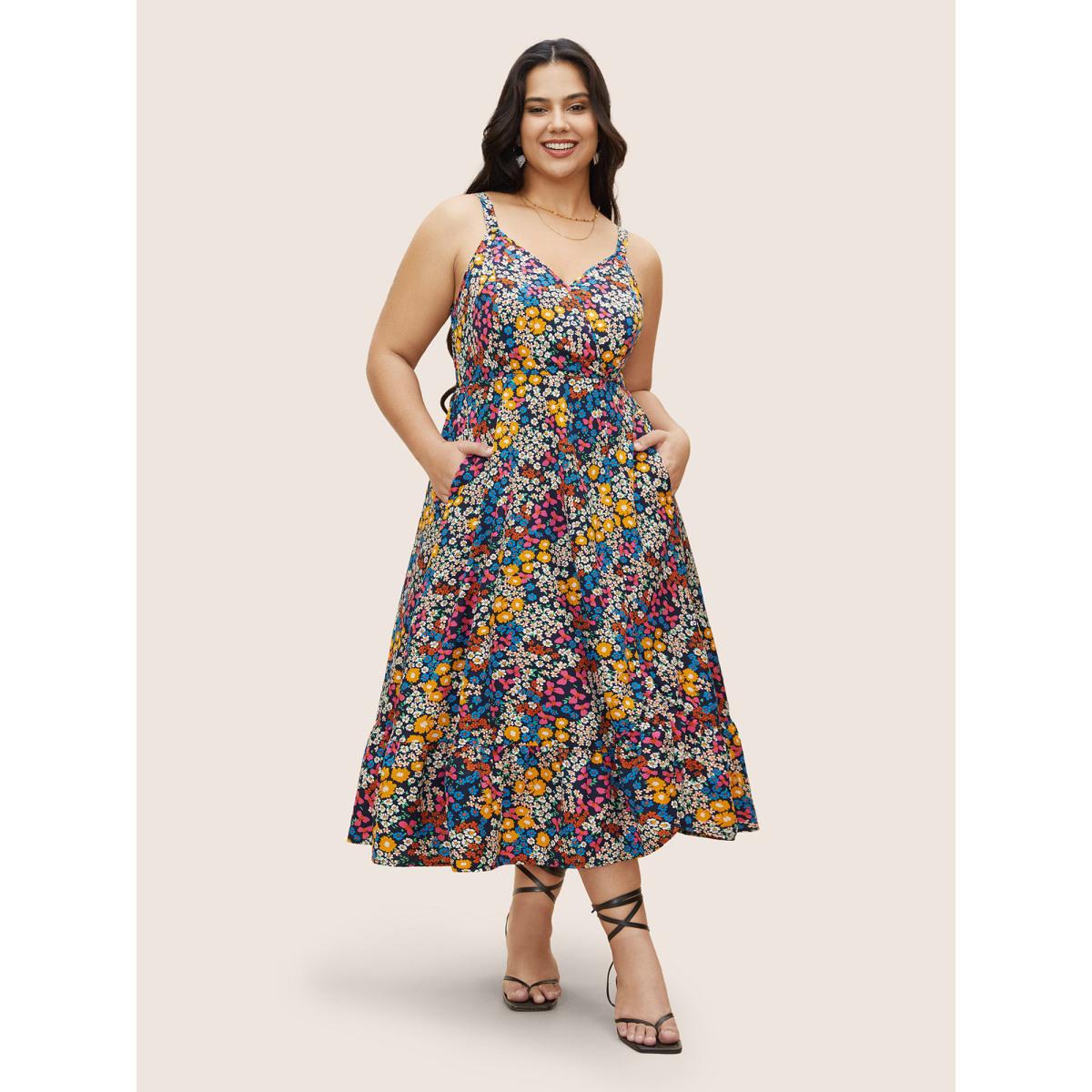 Plus Size Ditsy Floral Shirred Pocket Cami Dress Indigo Women Elegant Shirred V-neck Sleeveless Curvy BloomChic 18-20/2X Product Image