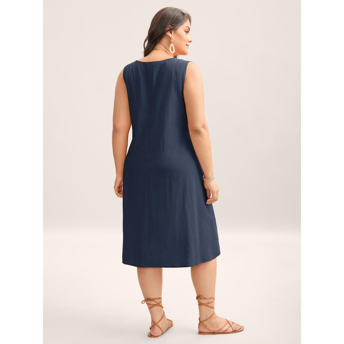 Plus Size Cotton Toothpick Pleat Plain Midi Dress DarkBlue Women Resort Notched collar Sleeveless Curvy BloomChic 18-20/2X Product Image