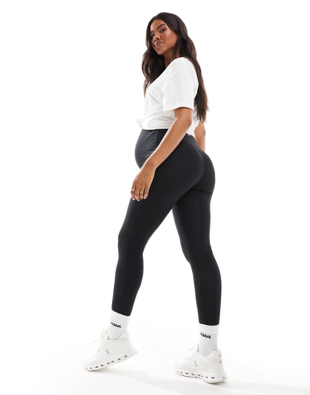 4505 Maternity Icon yoga soft touch gym leggings in black  Product Image