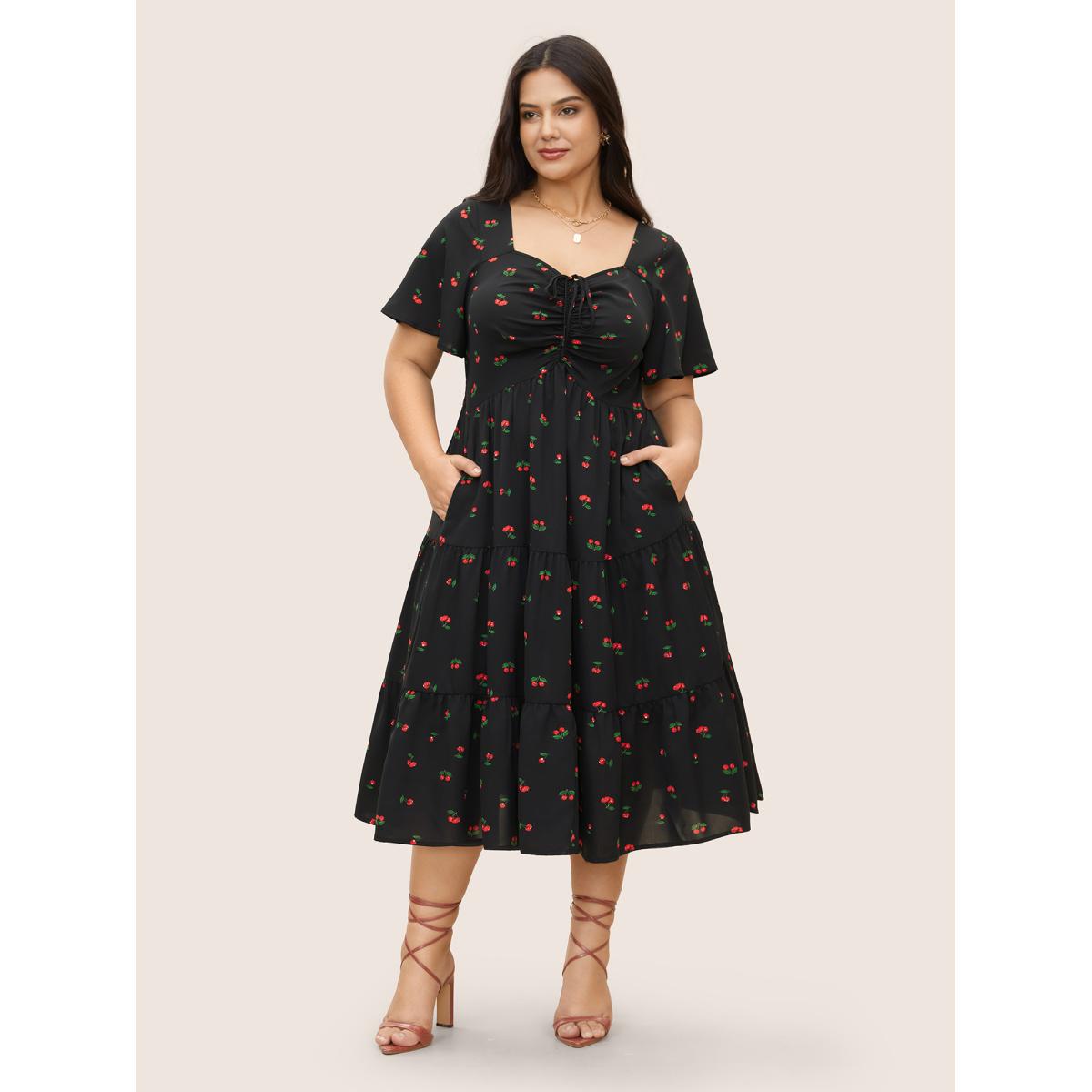 Plus Size Citrus Fruit Print Heart Neckline Drawstring Pleated Dress Black Women Elegant Pleated Heart neckline Short sleeve Curvy Midi Dress BloomChic 22-24/3X Product Image