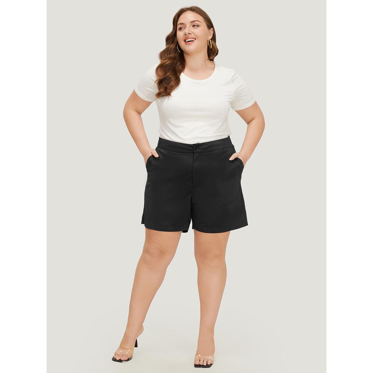 Plus Size Plain High Waist Slant Pocket Shorts Women Black Elegant Plain Dailywear Shorts BloomChic 12/L Product Image