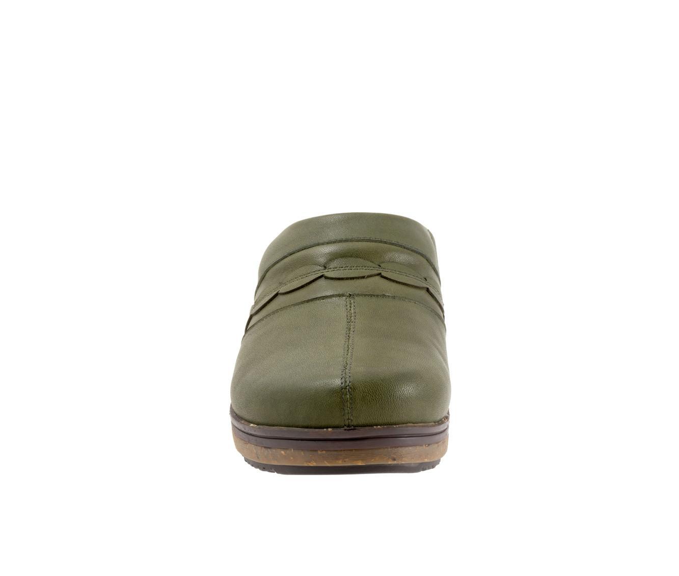 Women's Softwalk Amber 3.0 Clogs Product Image