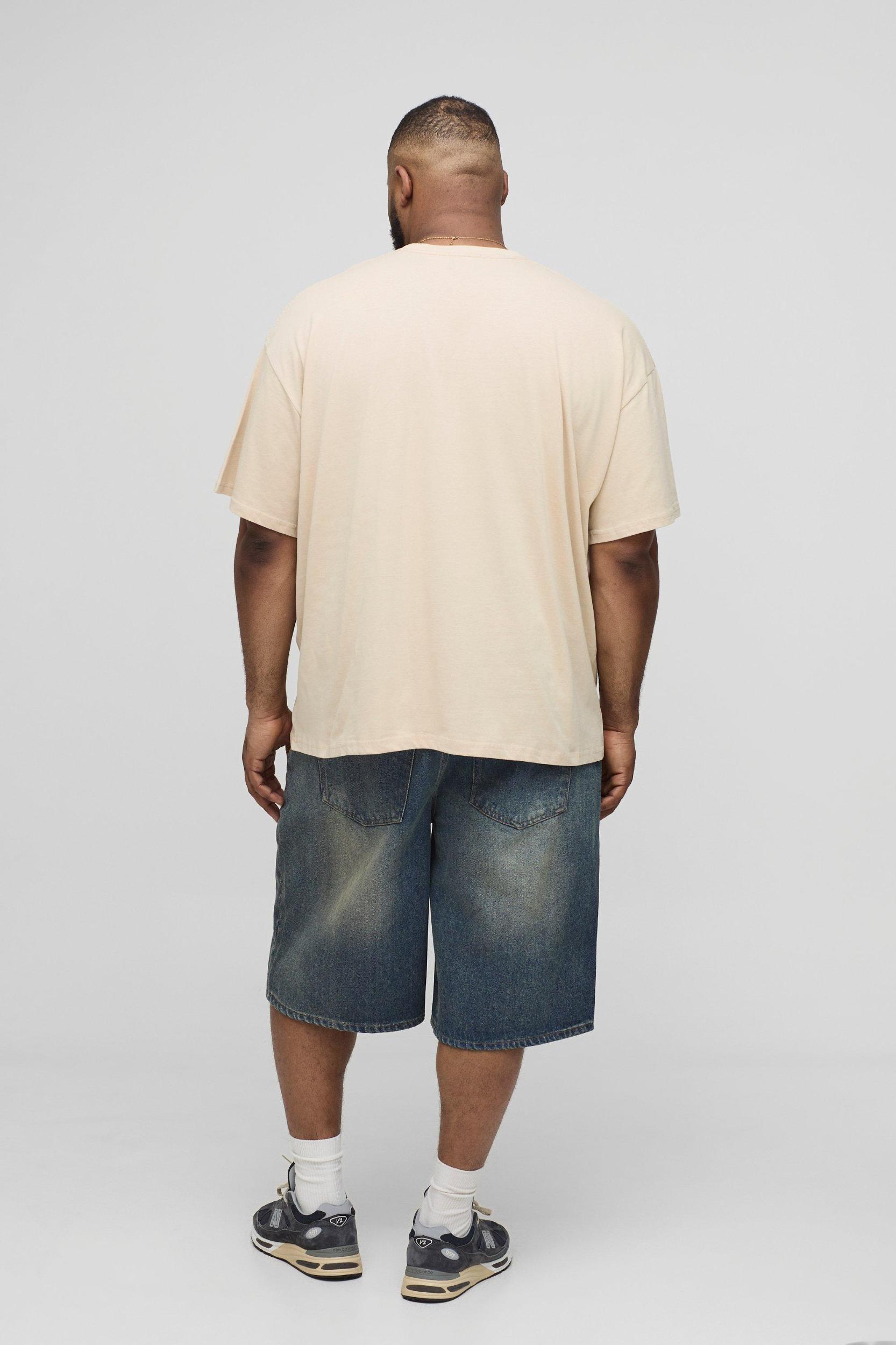 Plus Oversized Vintage Car Print T-Shirt | boohooMAN USA Product Image