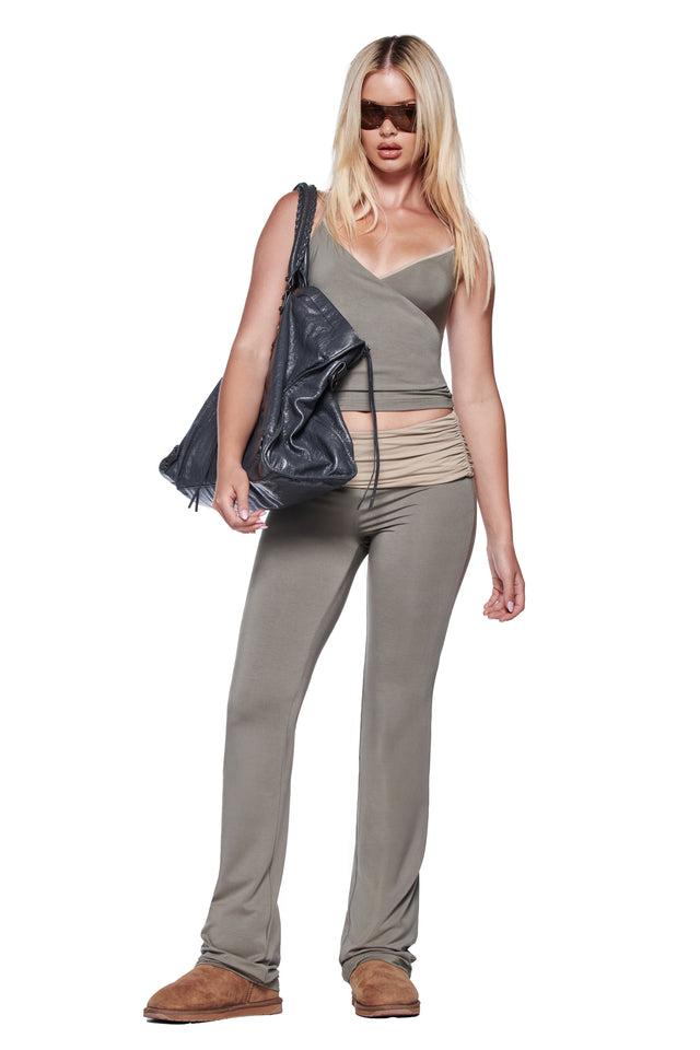 JANNIS PANT - GREEN Product Image