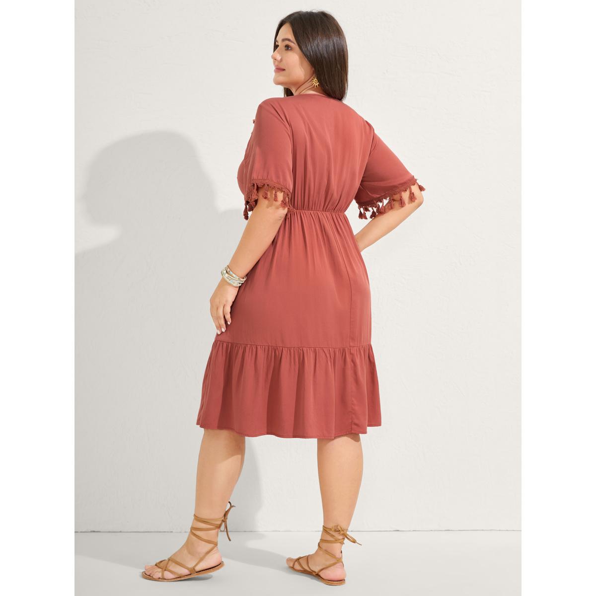 Plus Size Rayon Stretchy Waist Pockets Midi Dress Rust Women Boho V-neck Half Sleeve Curvy BloomChic 30/6X Product Image