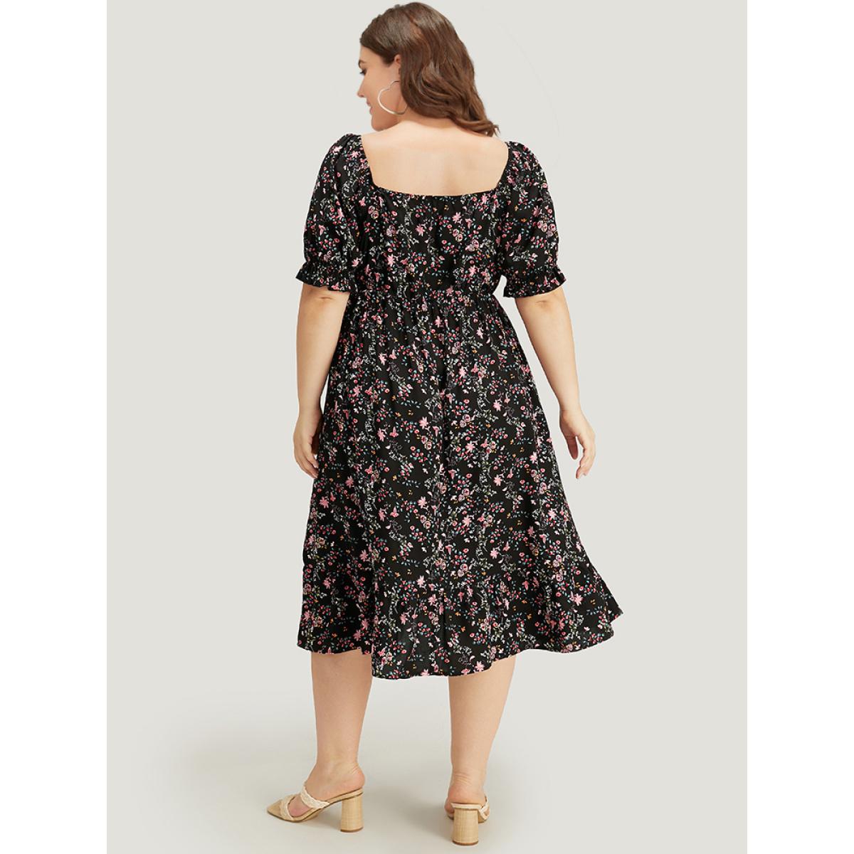 Plus Size Floral Puff Sleeve Pocket Elastic Waist Square Neck Dress Black Women Elegant Elastic Waist Spaghetti Strap Sleeveless Curvy Midi Dress BloomChic 30/6X Product Image
