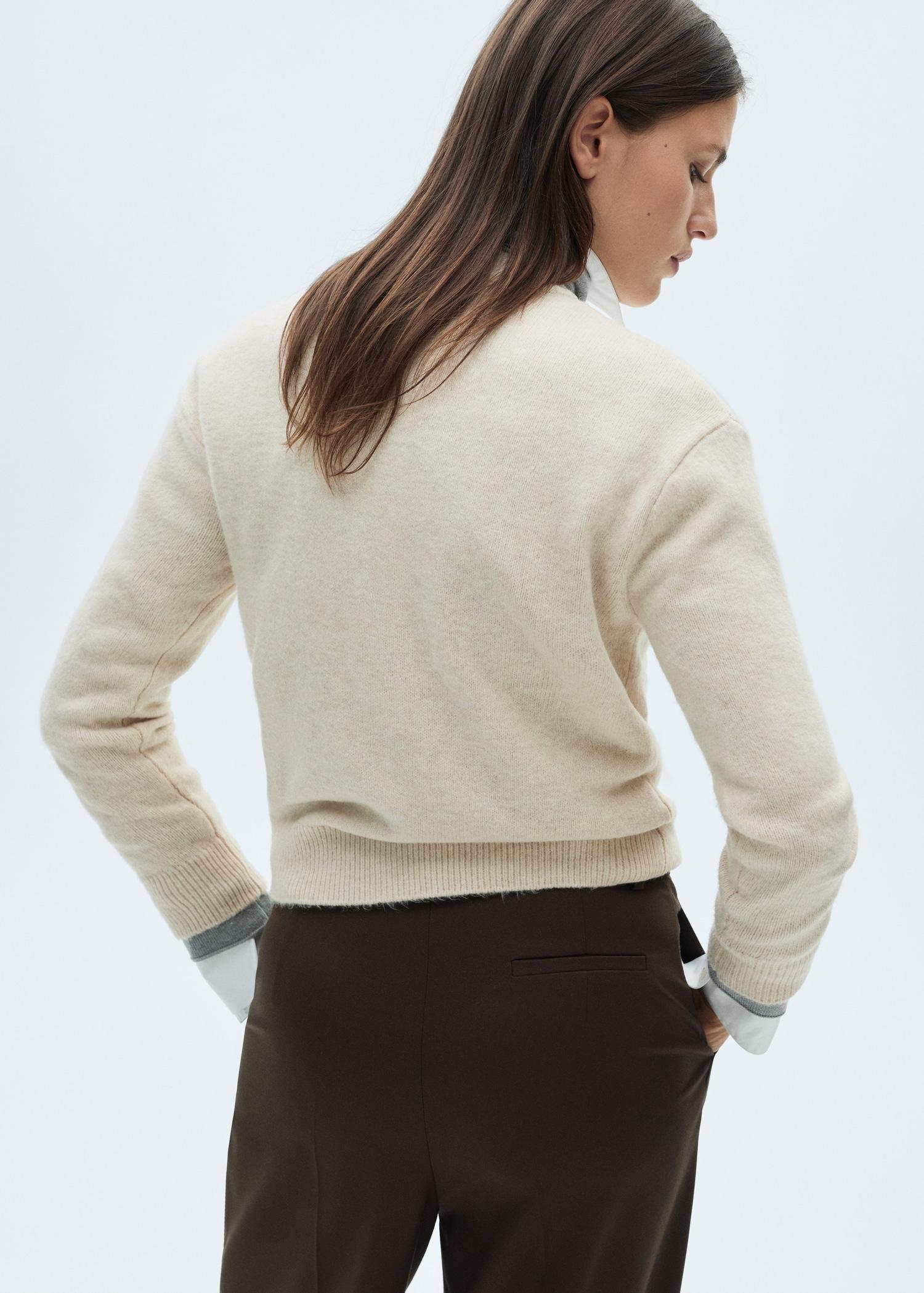 Round-neck knitted sweater - Women | MANGO USA Product Image