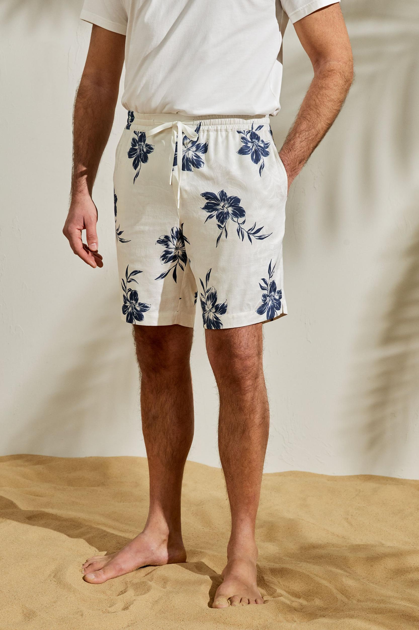 Hawaiian Cruise Lily Shorts Product Image