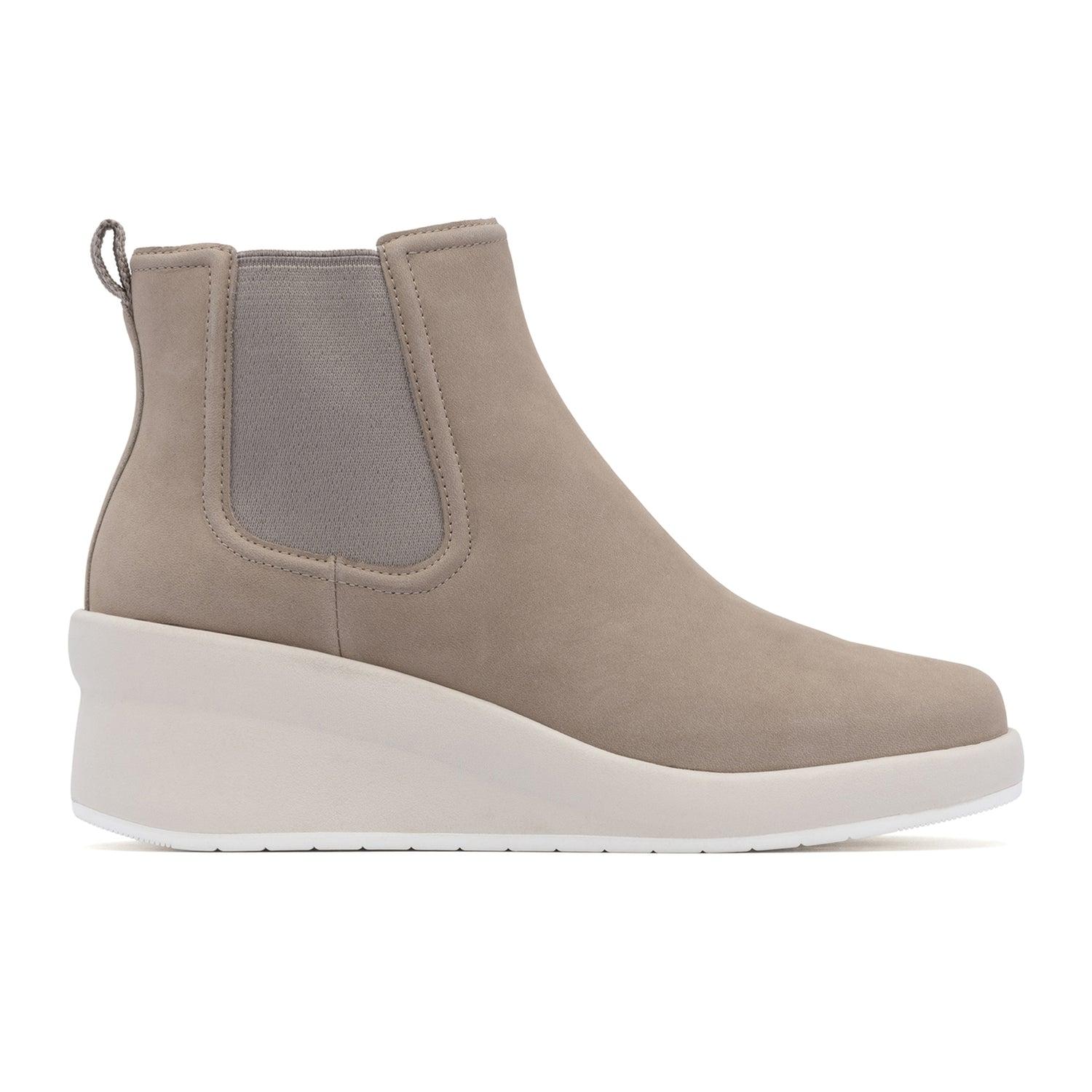 Passage Chelsea Metatarsal Female Product Image