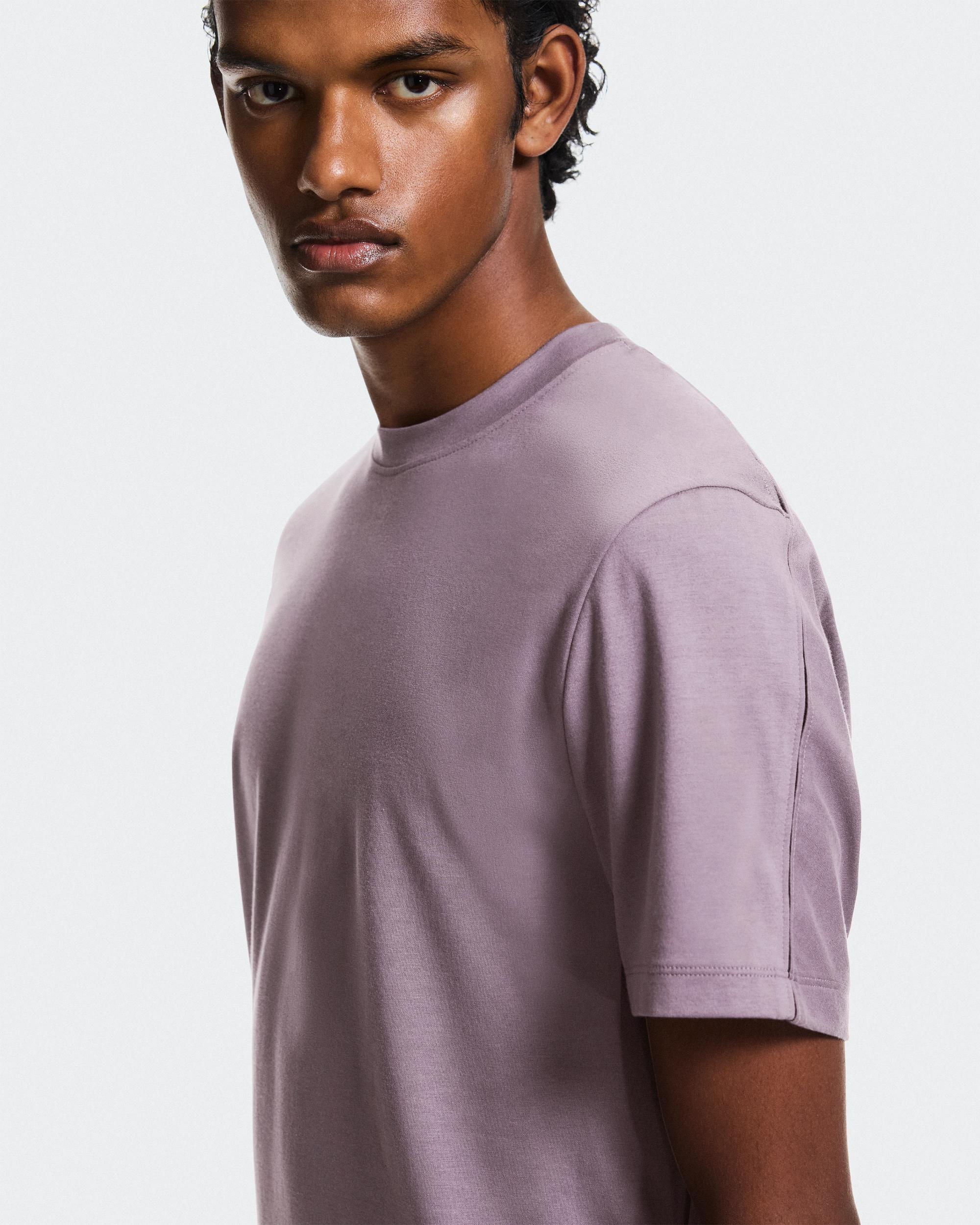The Focus-T: Men's Versatile Workout Top Product Image