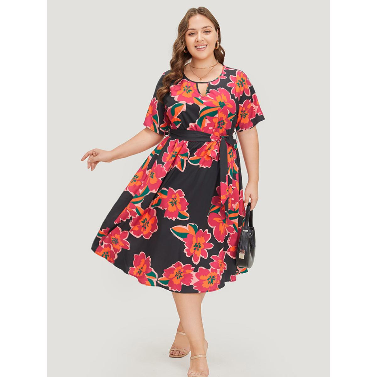 Plus Size Floral Pocket Belted Keyhole Neck Midi Dress Black Women Office Belted Round Neck Short sleeve Curvy Midi Dress BloomChic 12/L Product Image