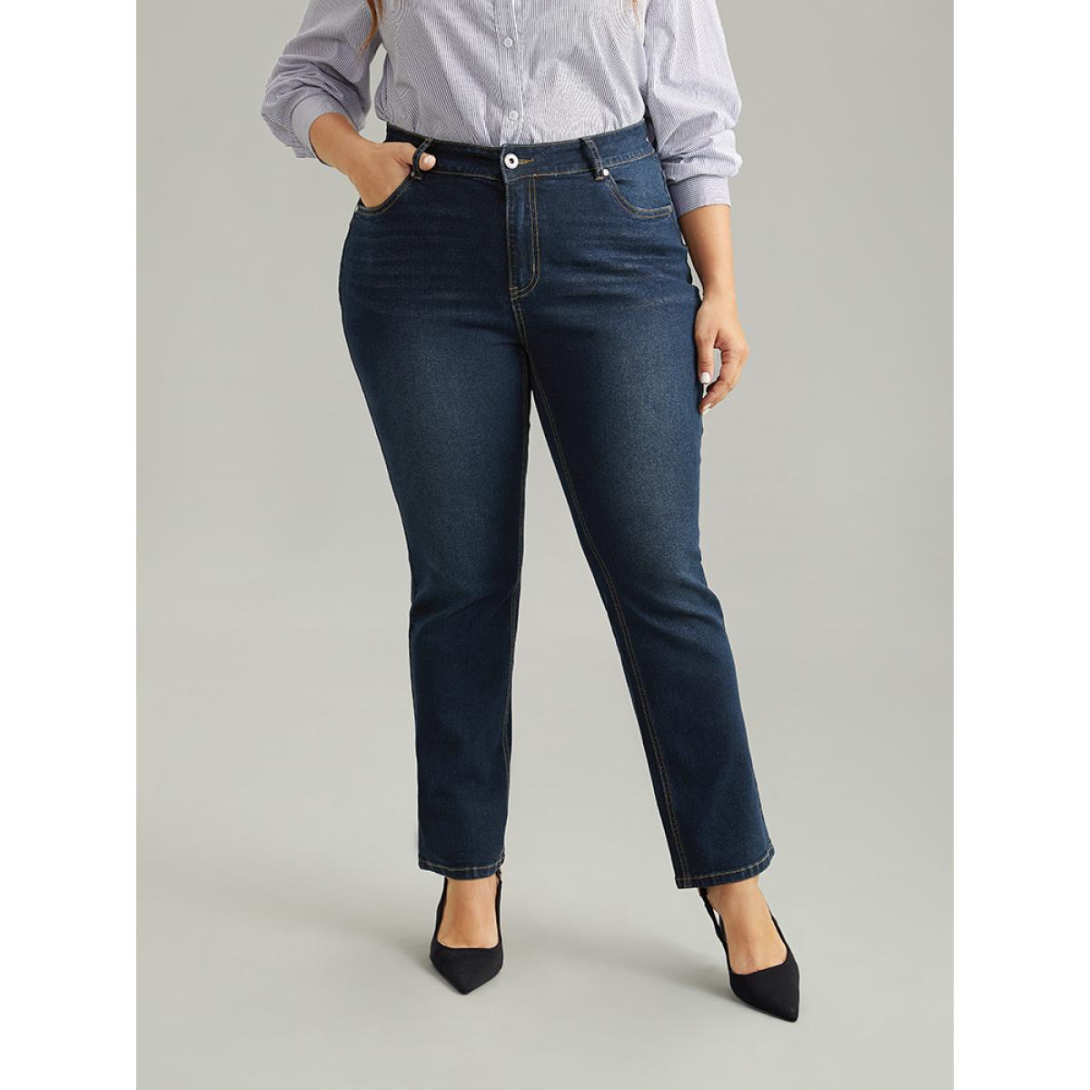 Plus Size Straight Leg Dark Wash Zipper Fly Jeans Women Indigo Casual Plain Pocket High stretch Pocket Jeans BloomChic 30/6X Product Image