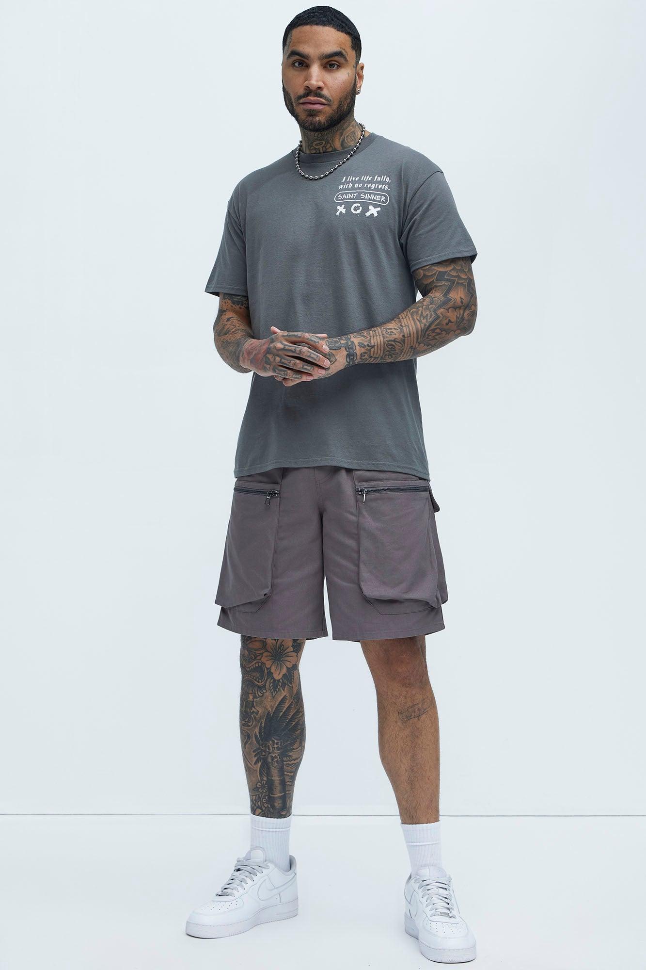 Stacked Cargo Pockets Relaxed Shorts - Grey Product Image
