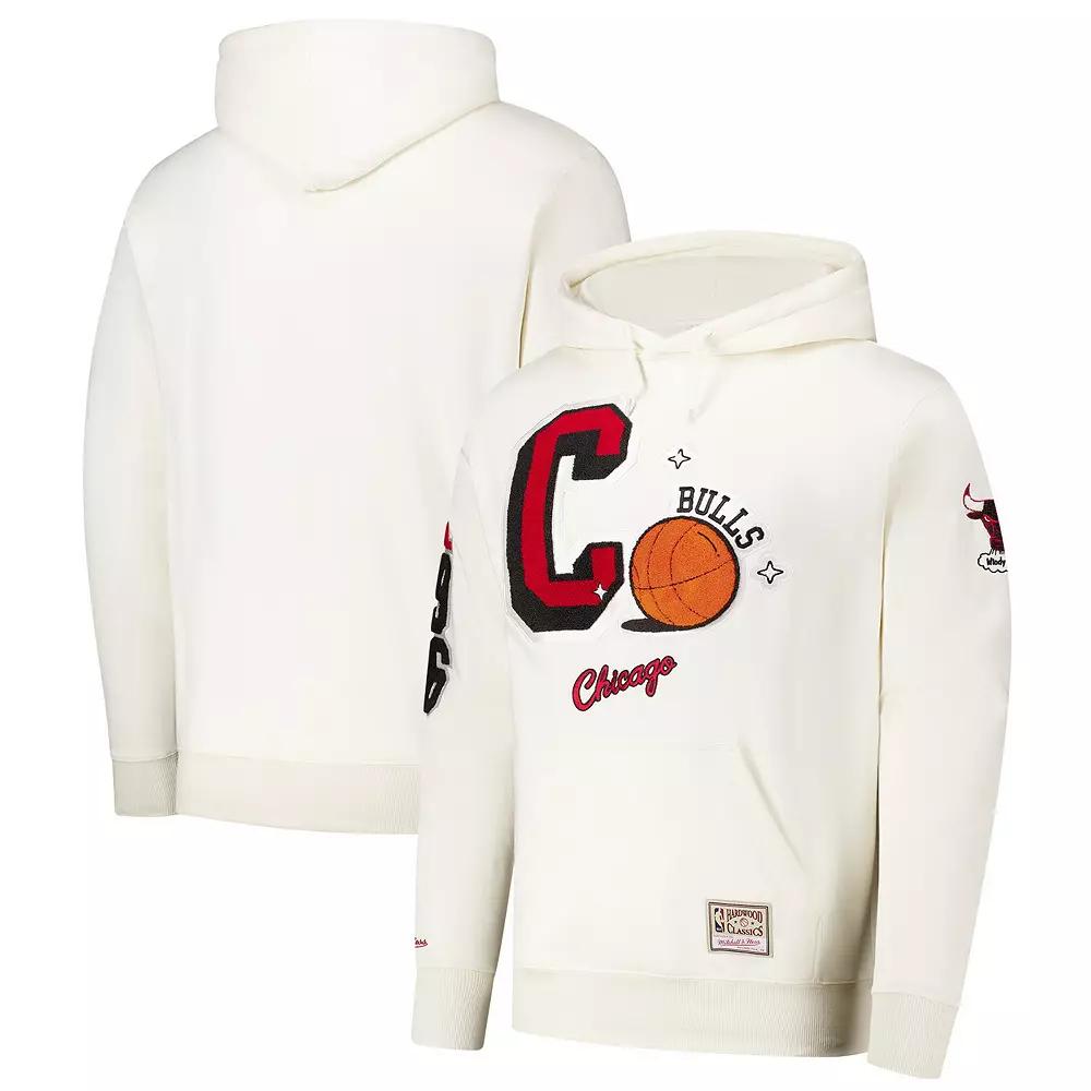 Men's  Cream Chicago Bulls Sswagger Classic Chenille Pullover Hoodie, Size: Medium, Beige Product Image