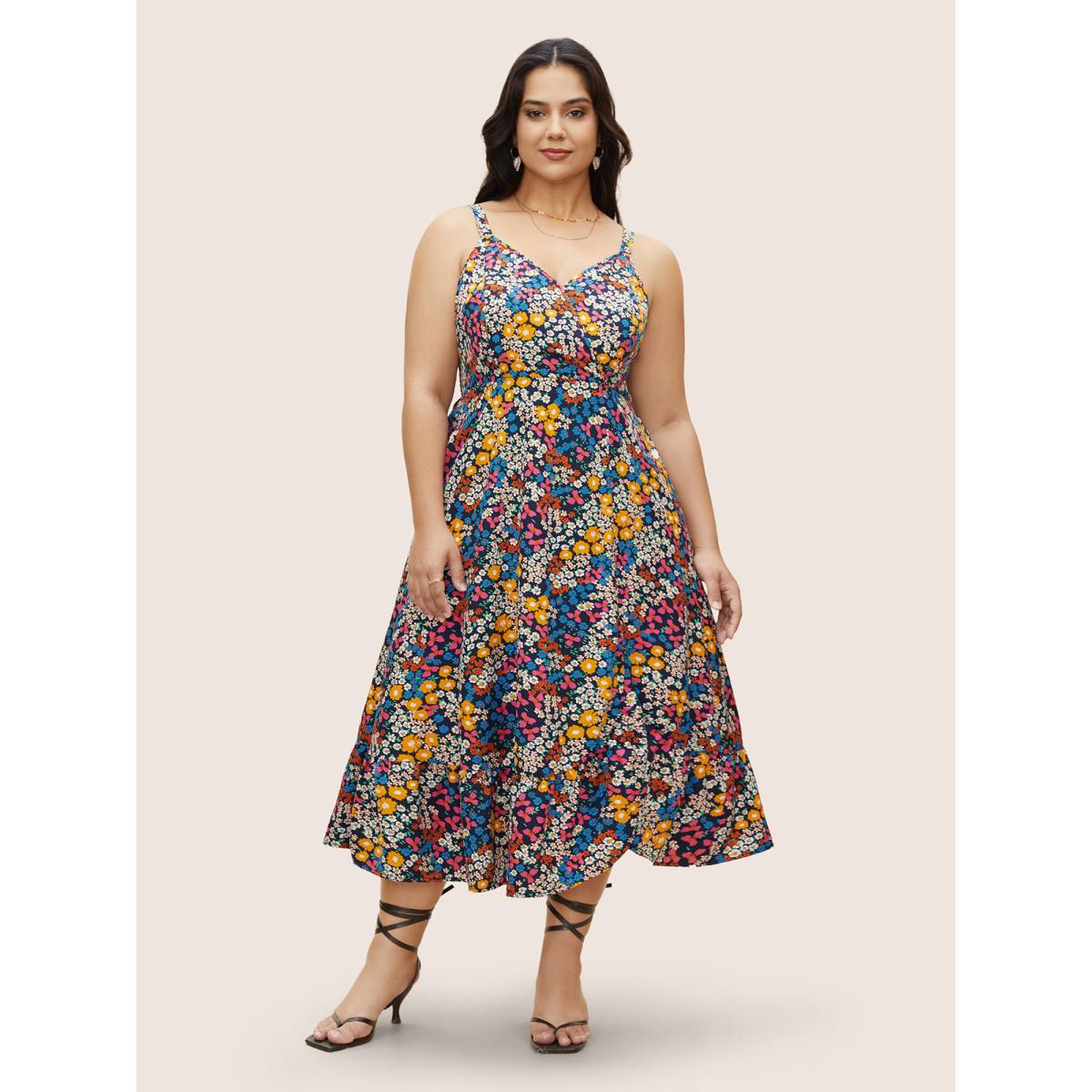 Plus Size Ditsy Floral Shirred Pocket Cami Dress Indigo Women Elegant Shirred V-neck Sleeveless Curvy BloomChic 18-20/2X Product Image