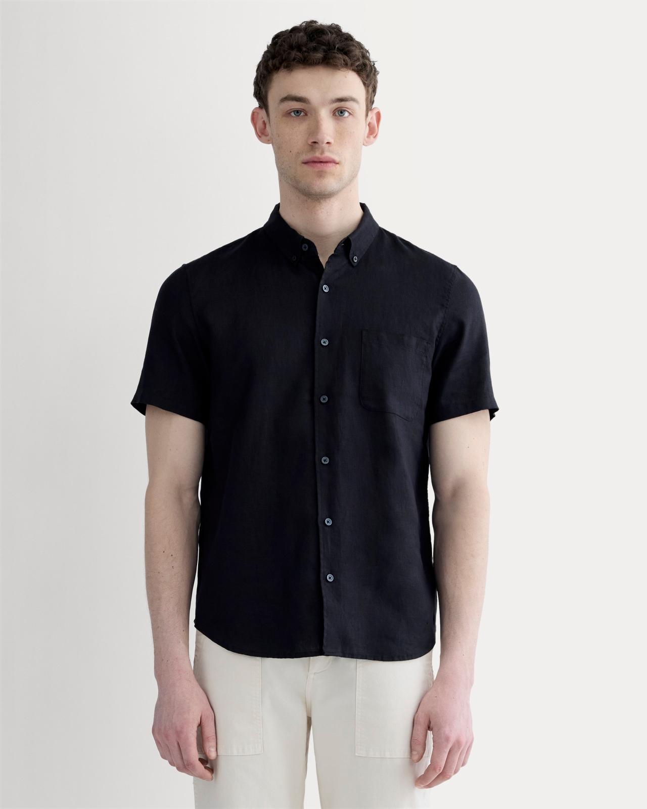 Mens Classic Short-Sleeve Shirt in Linen by Everlane Product Image