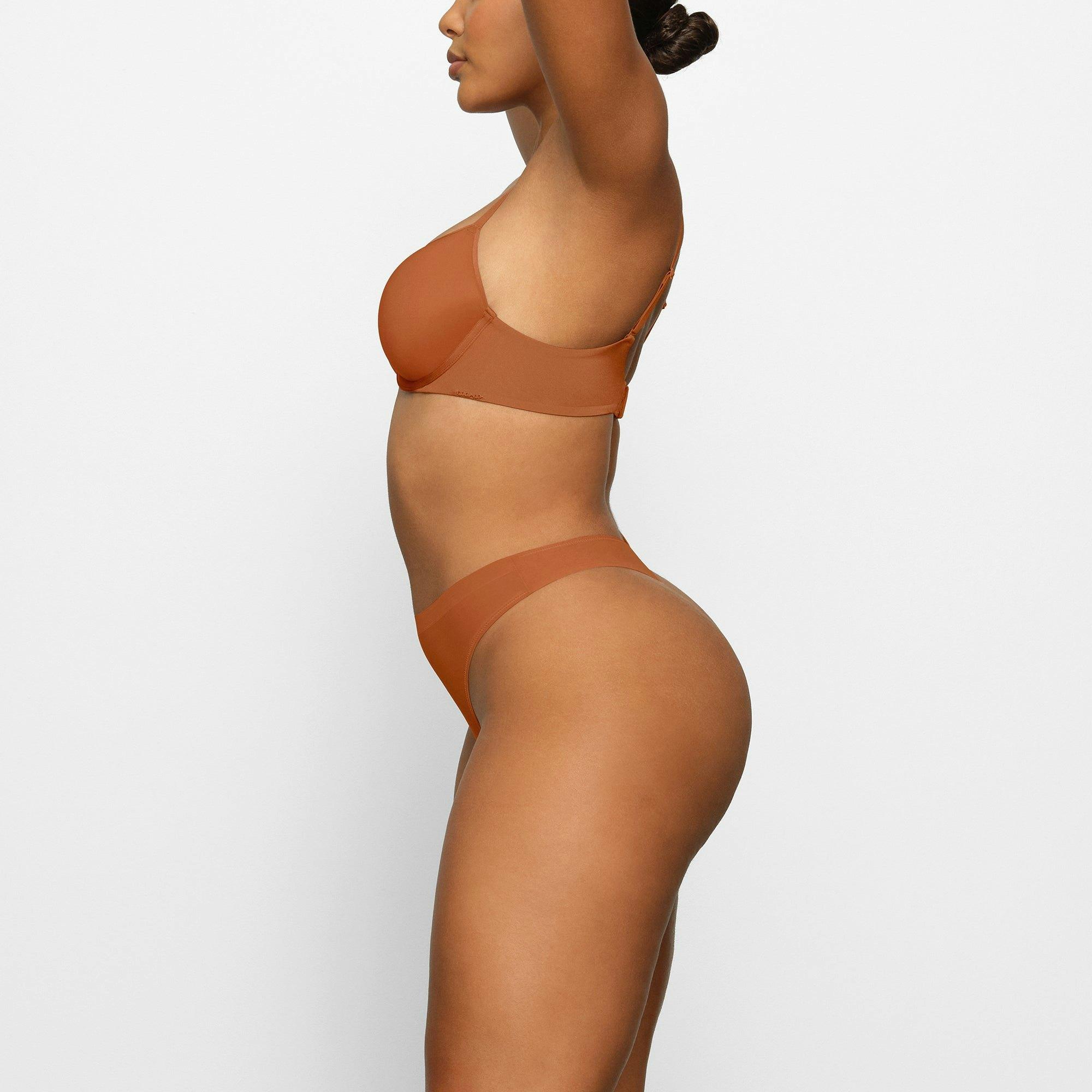 WEIGHTLESS DEMI BRA | BRONZE Product Image
