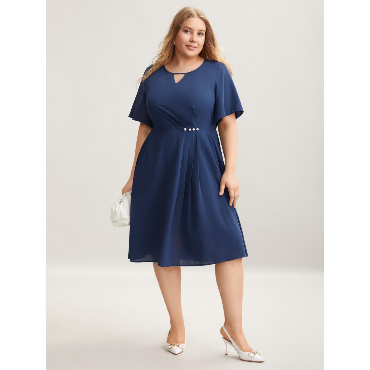 Plus Size Neck Cut-Out Pearl Button Pleated Dress Navy Women At the Office Beaded V-neck Short sleeve Curvy BloomChic 14-16/1X Product Image