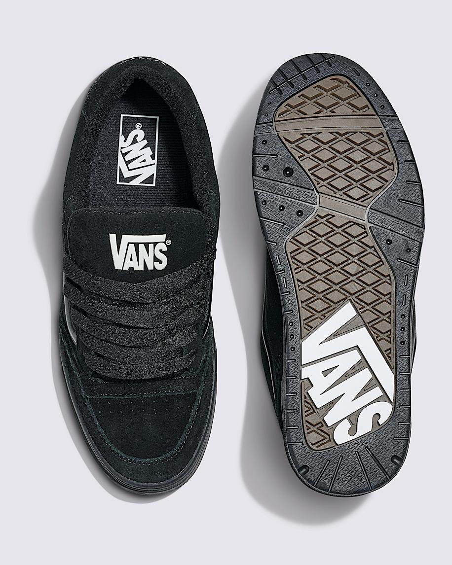 Hylane Shoe in Black| Vans US Product Image
