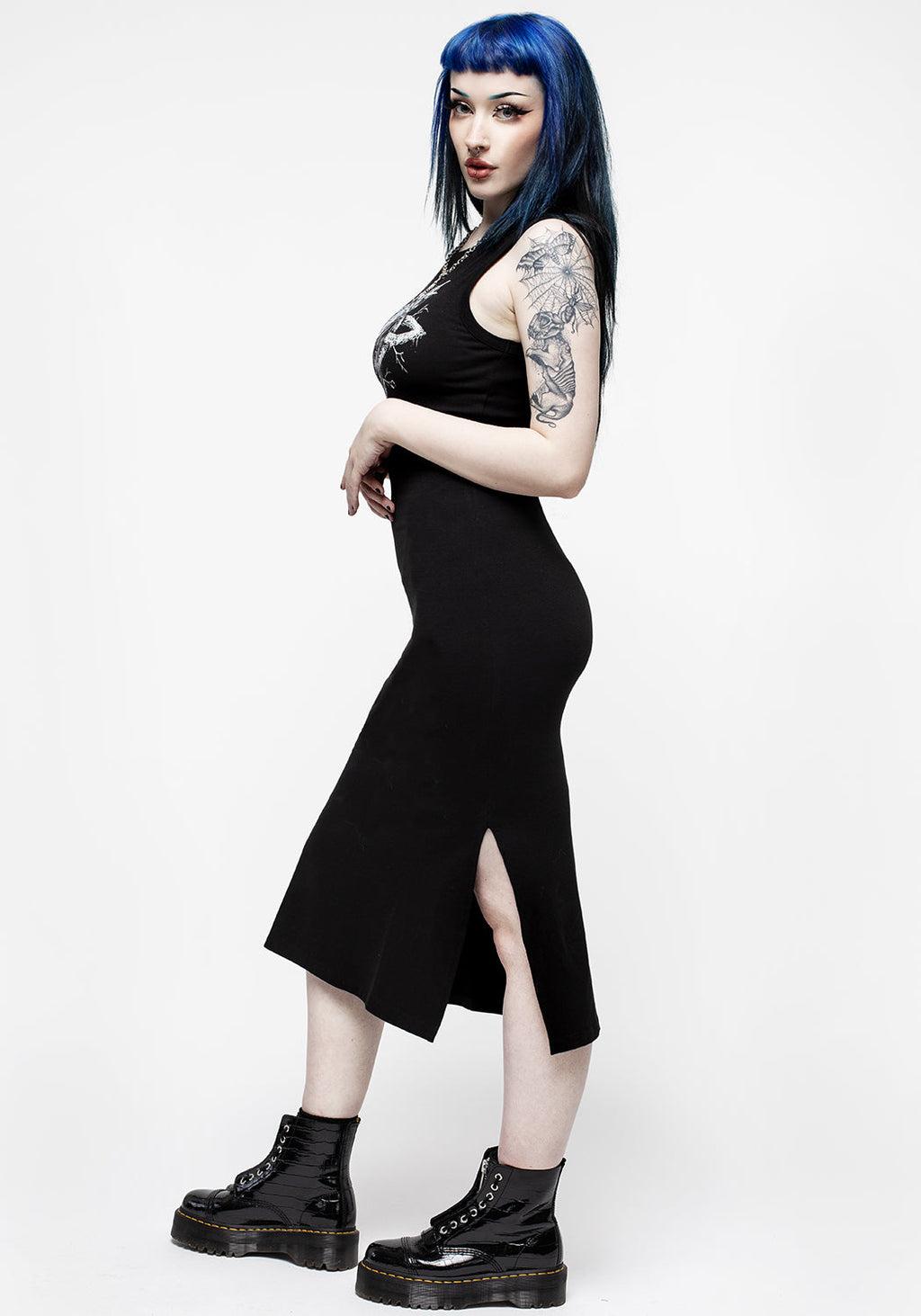 Korun Sleeveless Midi Dress Product Image