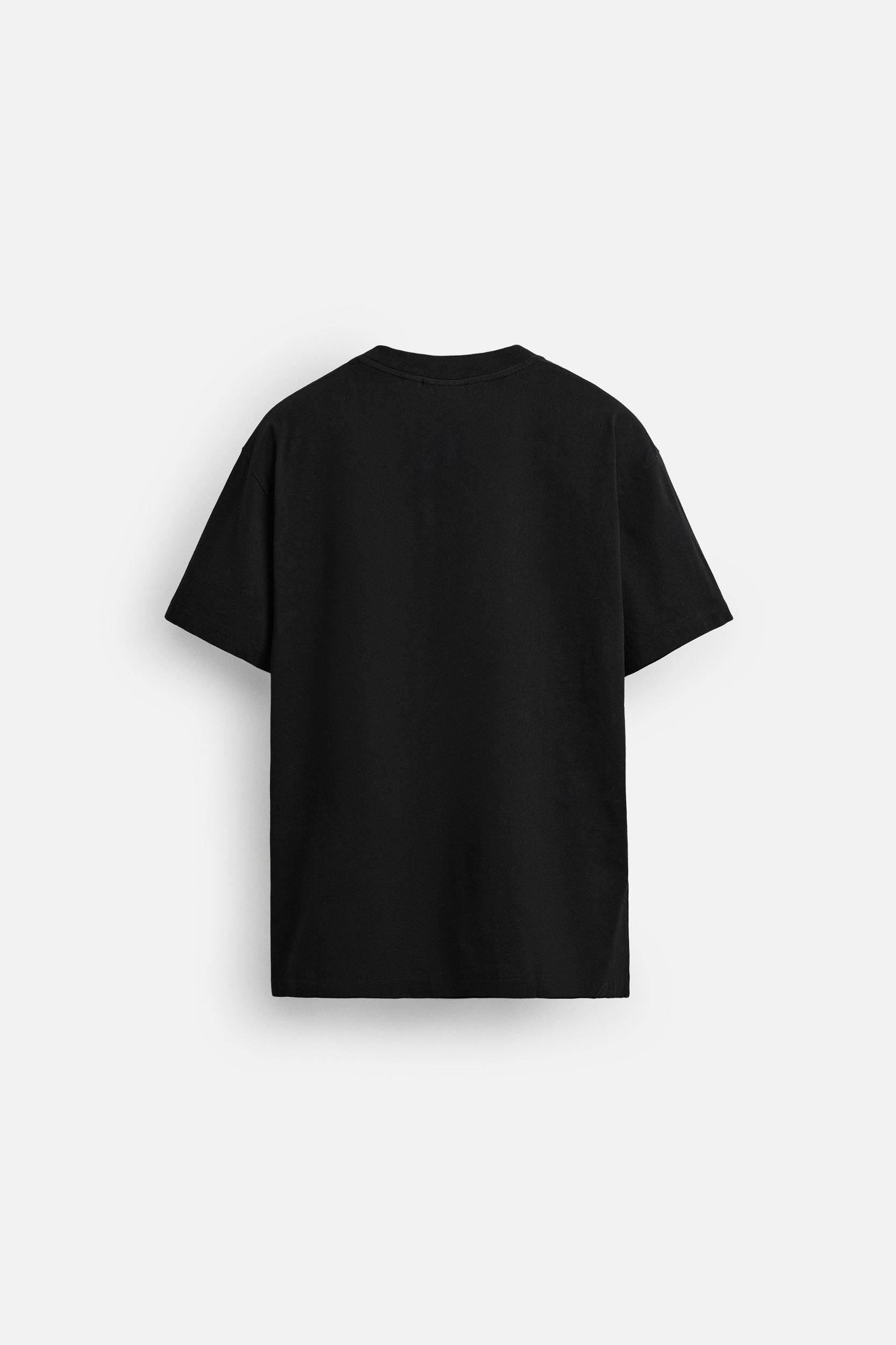 POCKET T-SHIRT Product Image