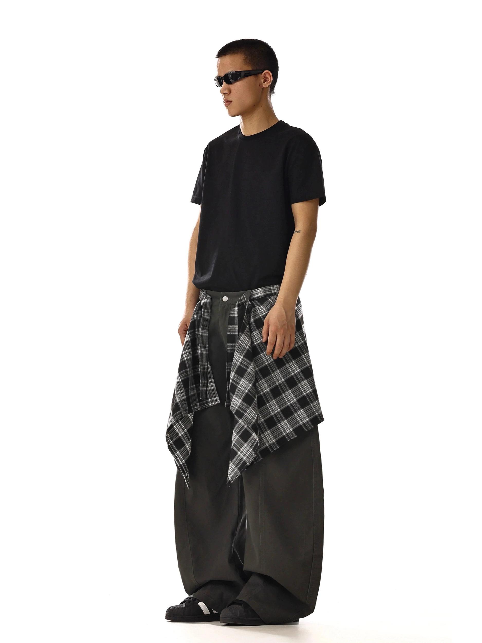 RT No. 18224 SCIMITAR STRAIGHT CARGO PANTS Product Image