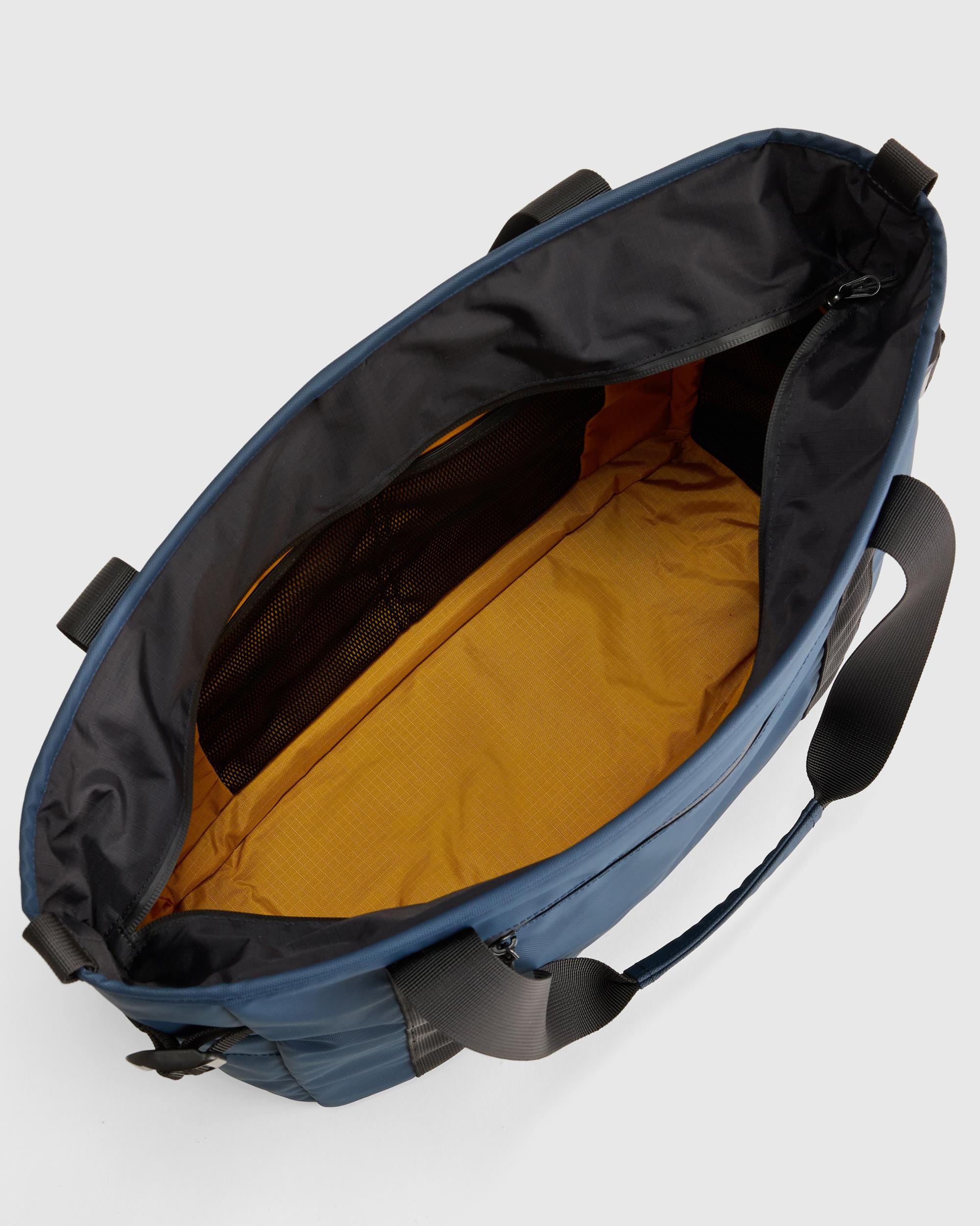 Quince | Men's Weatherproof Utility Tote Recycled Polyester Product Image