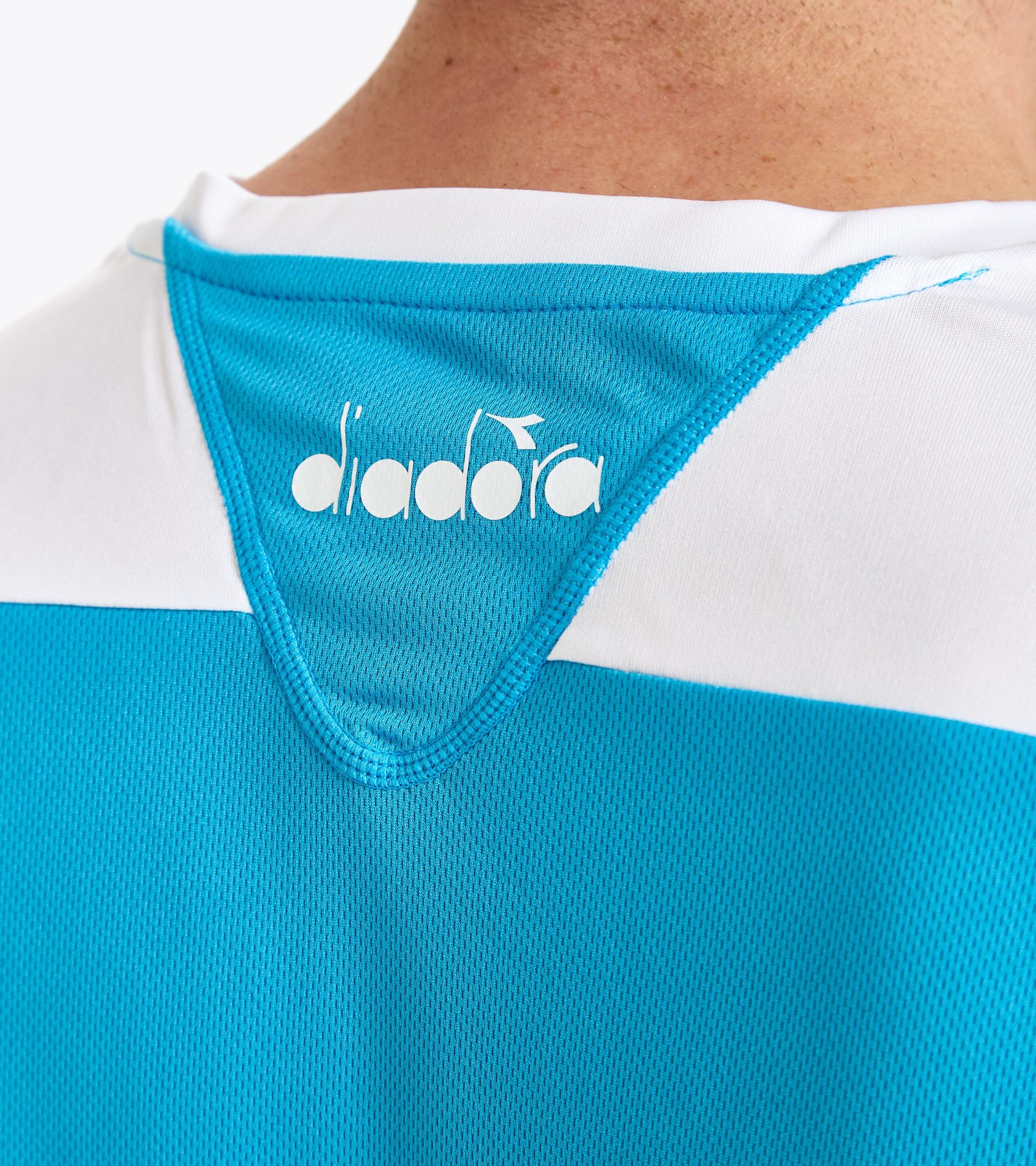 T-SHIRT COURT Product Image