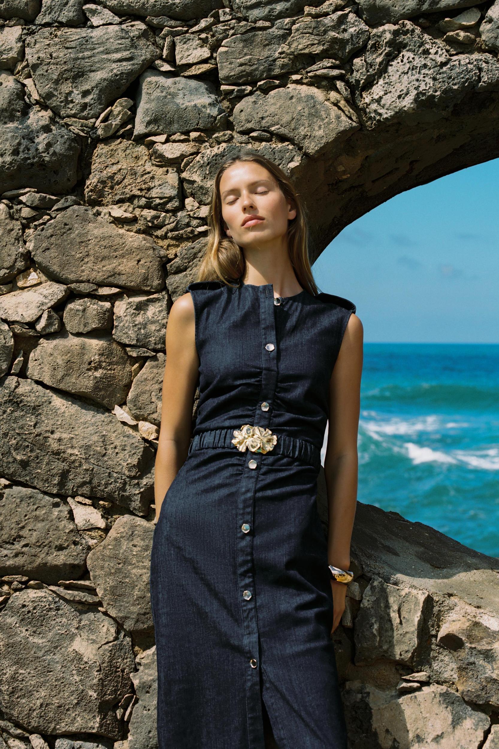 Z1975 BELTED DRAPED DENIM MIDI DRESS Product Image