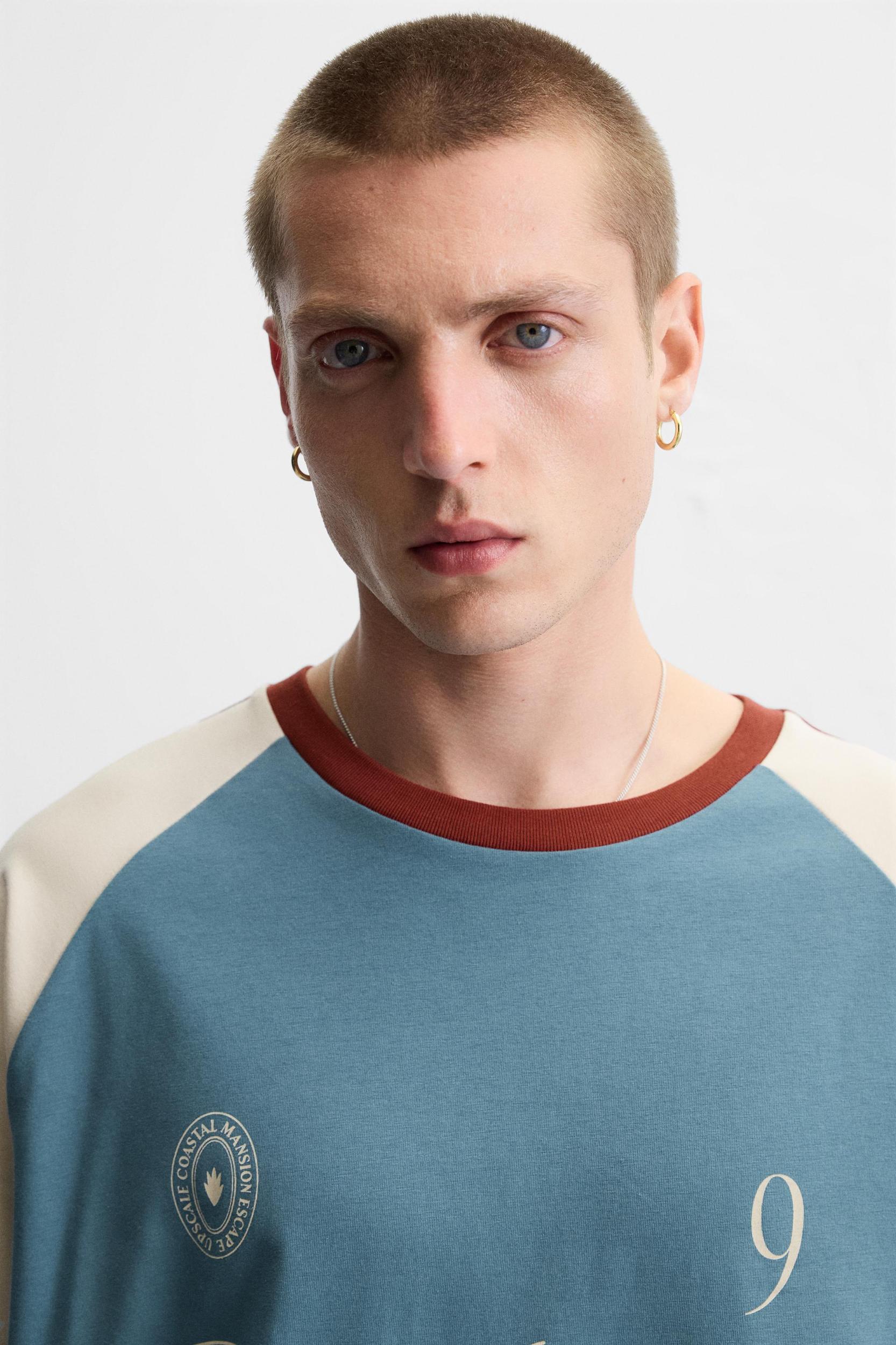 RETRO SOCCER TECHNICAL T-SHIRT Product Image