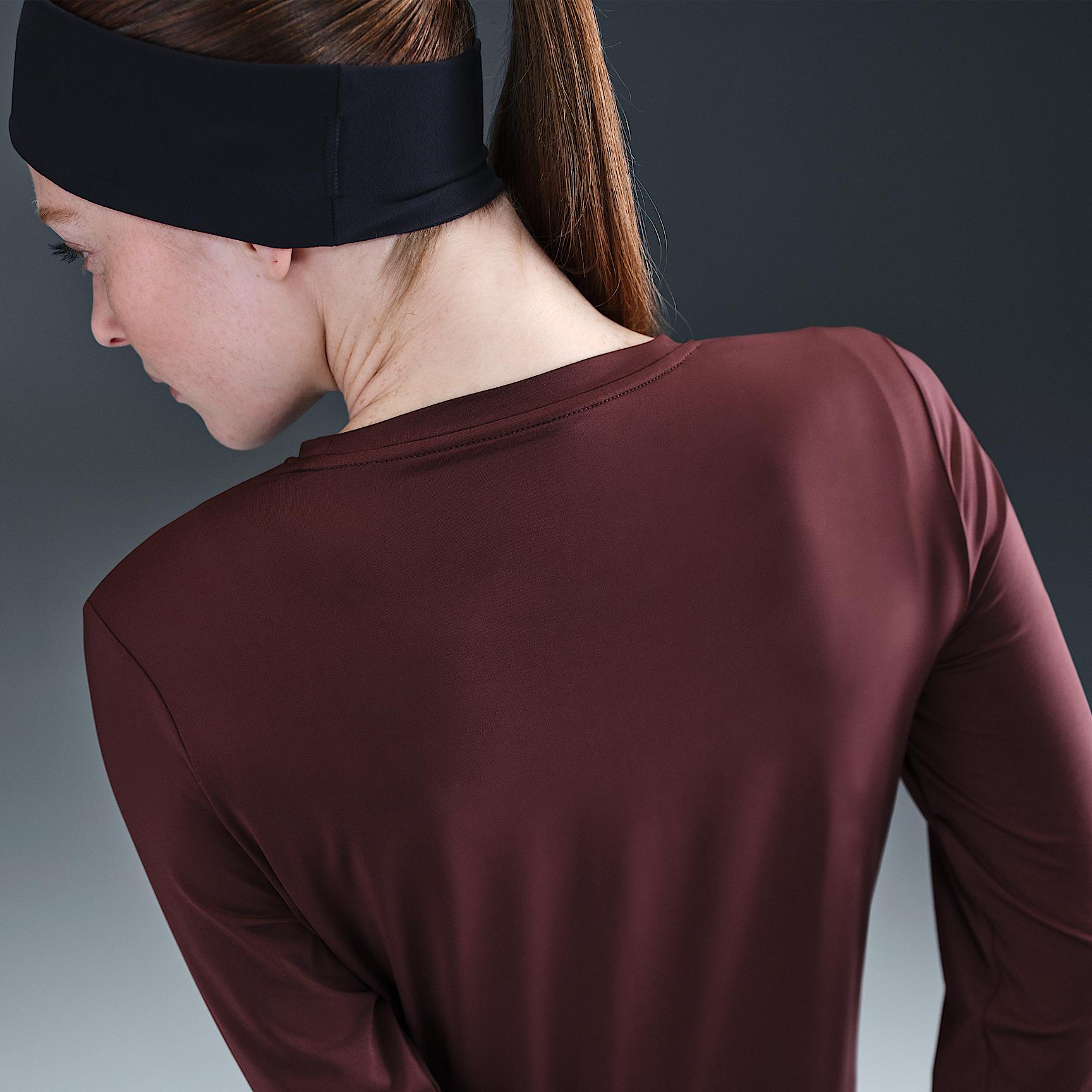Nike One Classic Women's Dri-FIT Long-Sleeve Top Product Image