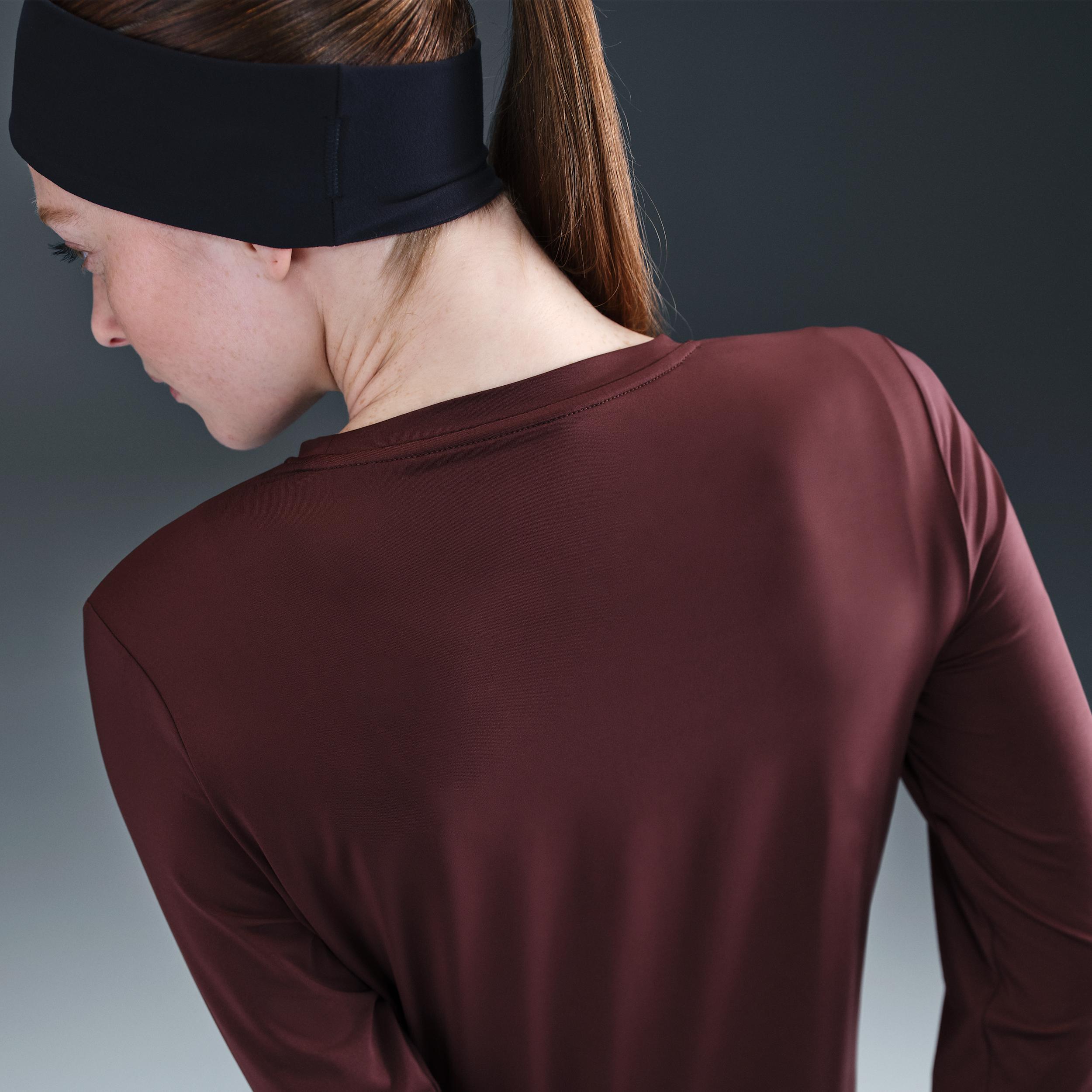 Nike One Classic Women's Dri-FIT Long-Sleeve Top Product Image