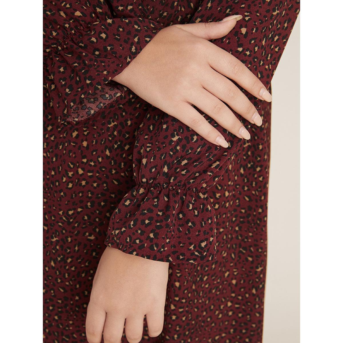 Plus Size Leopard Lantern Sleeve Pocket Wrap Midi Dress Scarlet Women Office Elastic Waist V-neck Long Sleeve Curvy Midi Dress BloomChic 10/M Product Image