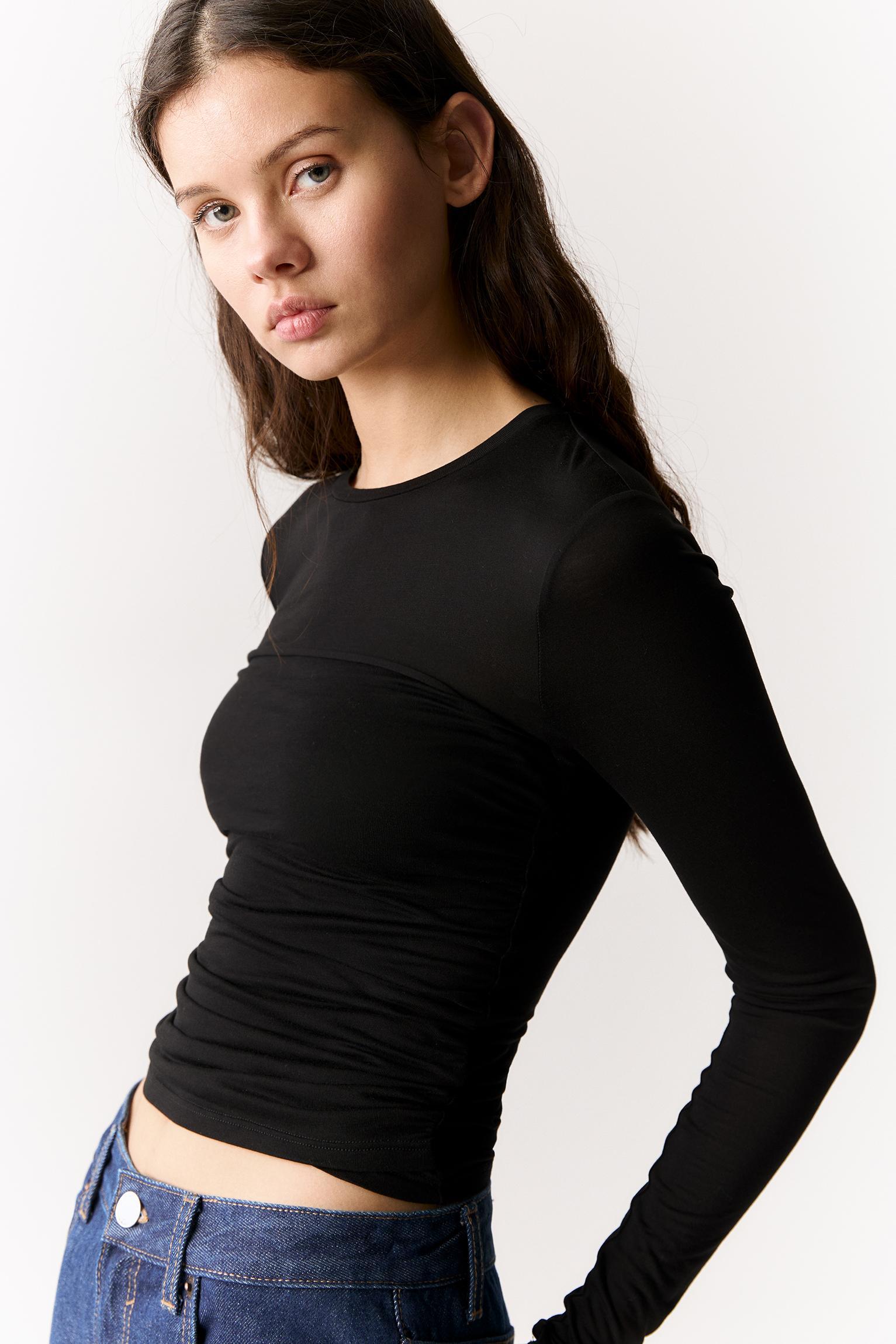 Long sleeve draped T-shirt Product Image
