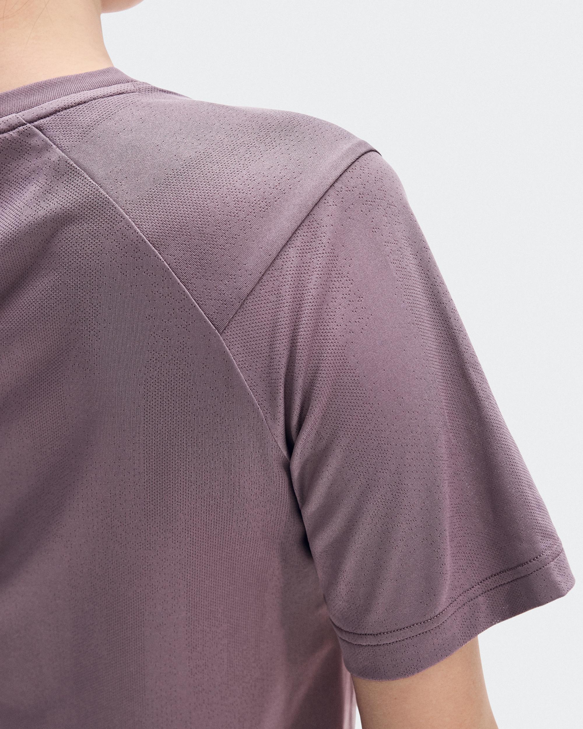 Trail-T: Lightweight Women’s Tee For Trail Running | On Product Image