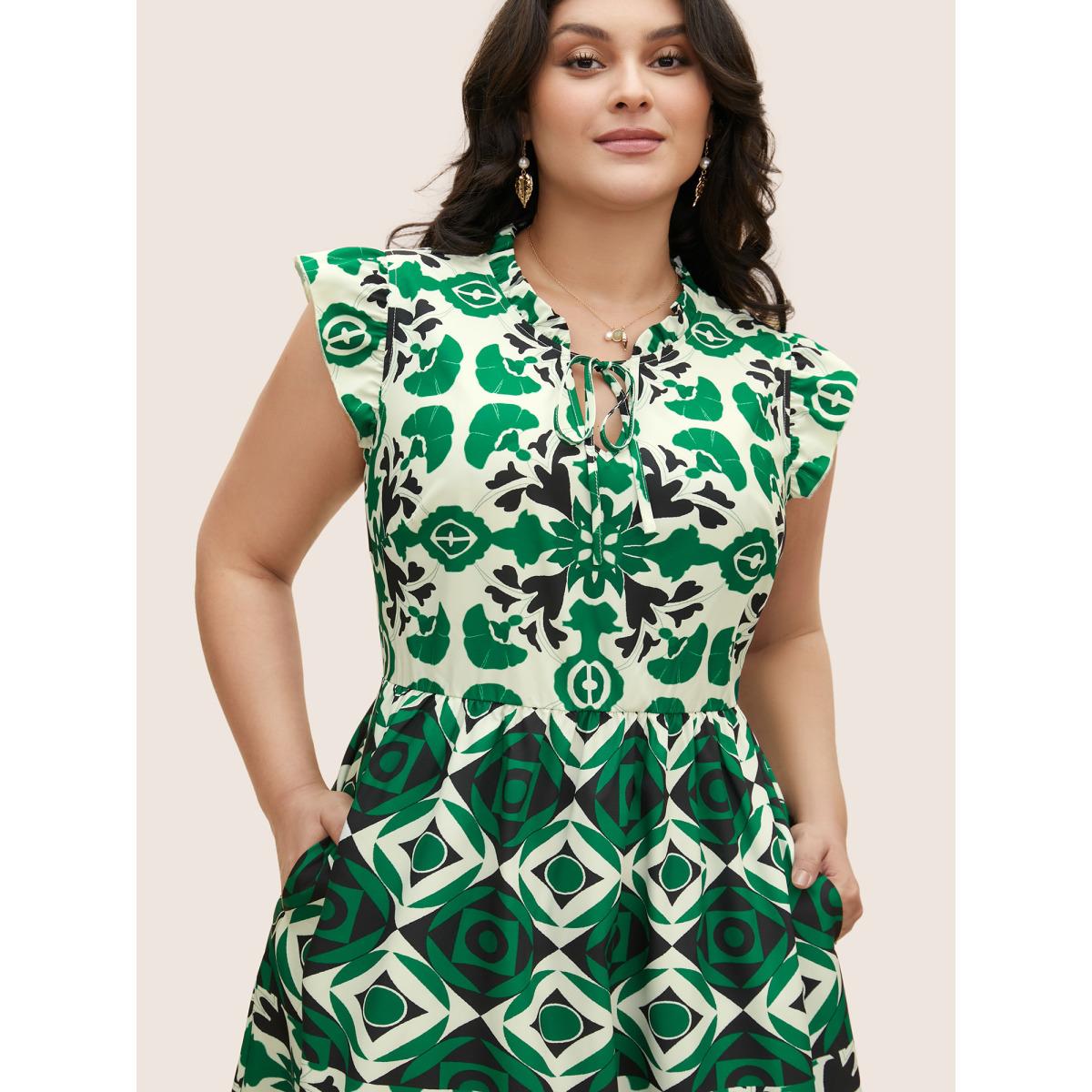 Plus Size Boho Print Tie Knot Ruffle Cap Sleeve Dress Malachitegreen Women Resort Tie knot Notched collar Cap Sleeve Curvy BloomChic 12/L Product Image