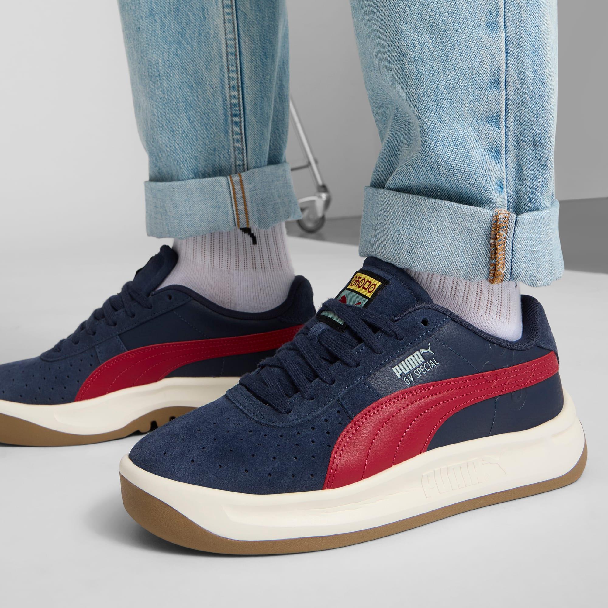 GV Special ROAD TO UNITY Men's Sneakers Product Image