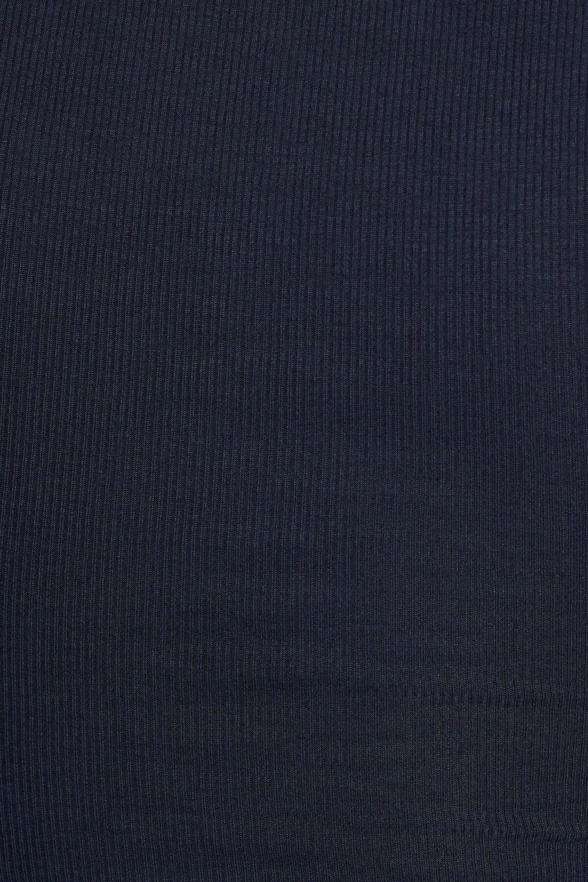 Rylee Ribbed Crewneck T Shirt Product Image