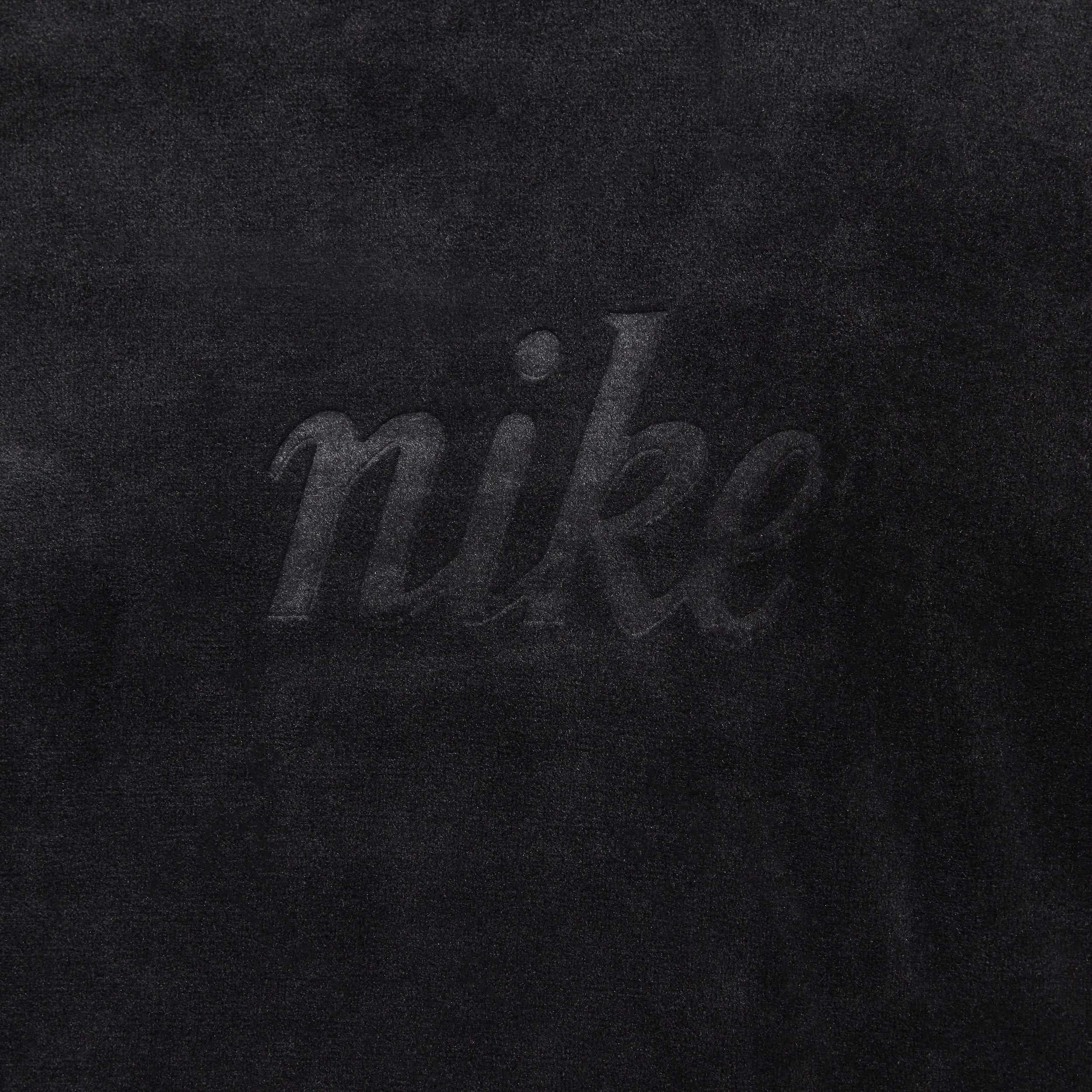 Unisex Nike Sportswear Girls Pullover Hoodie | FZ5588-010 Product Image