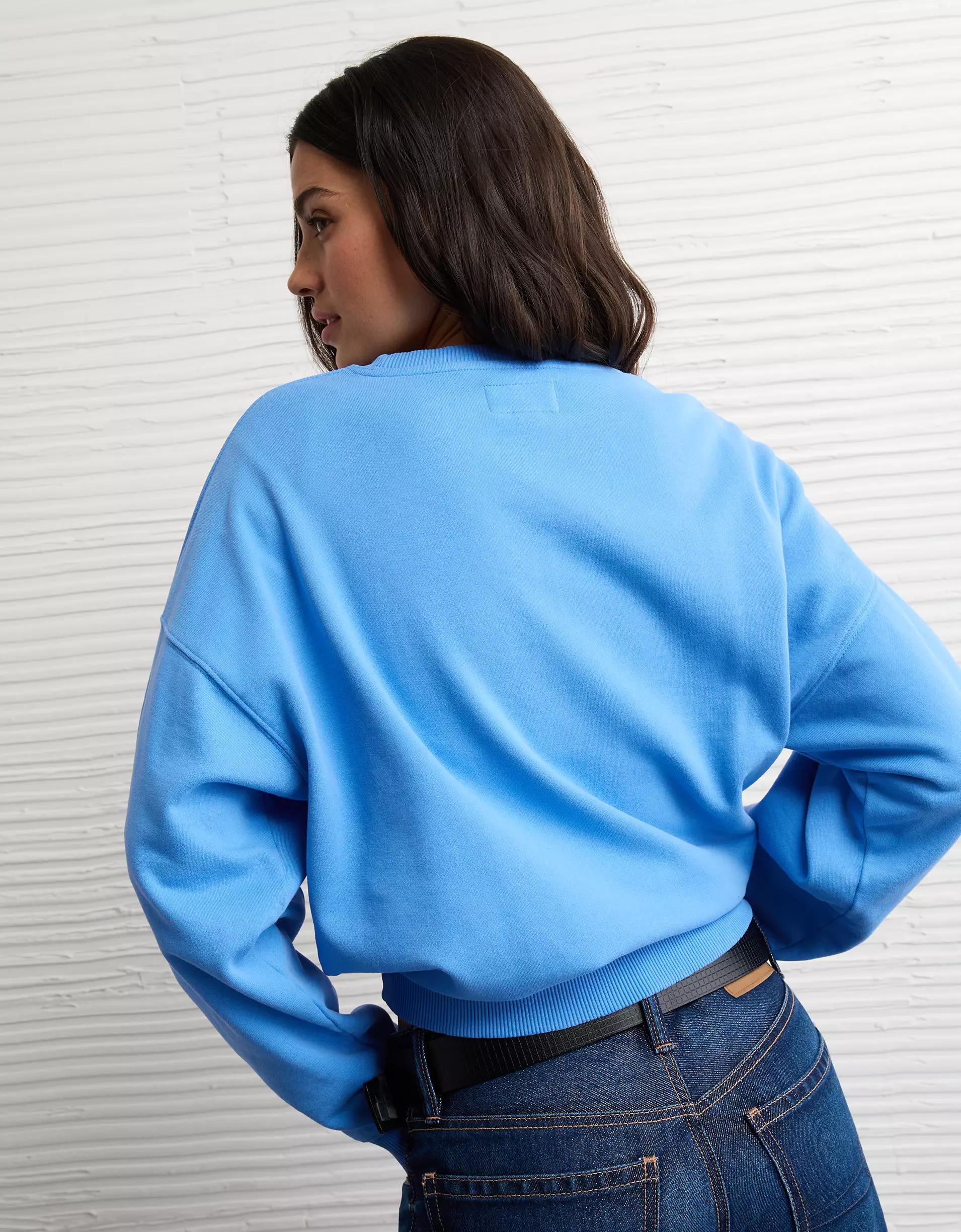 AE Relaxed Graphic Sweatshirt Product Image