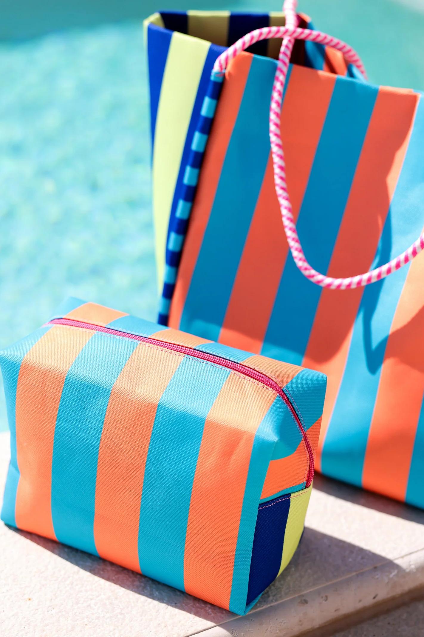 Taormina Zip Pouch Product Image