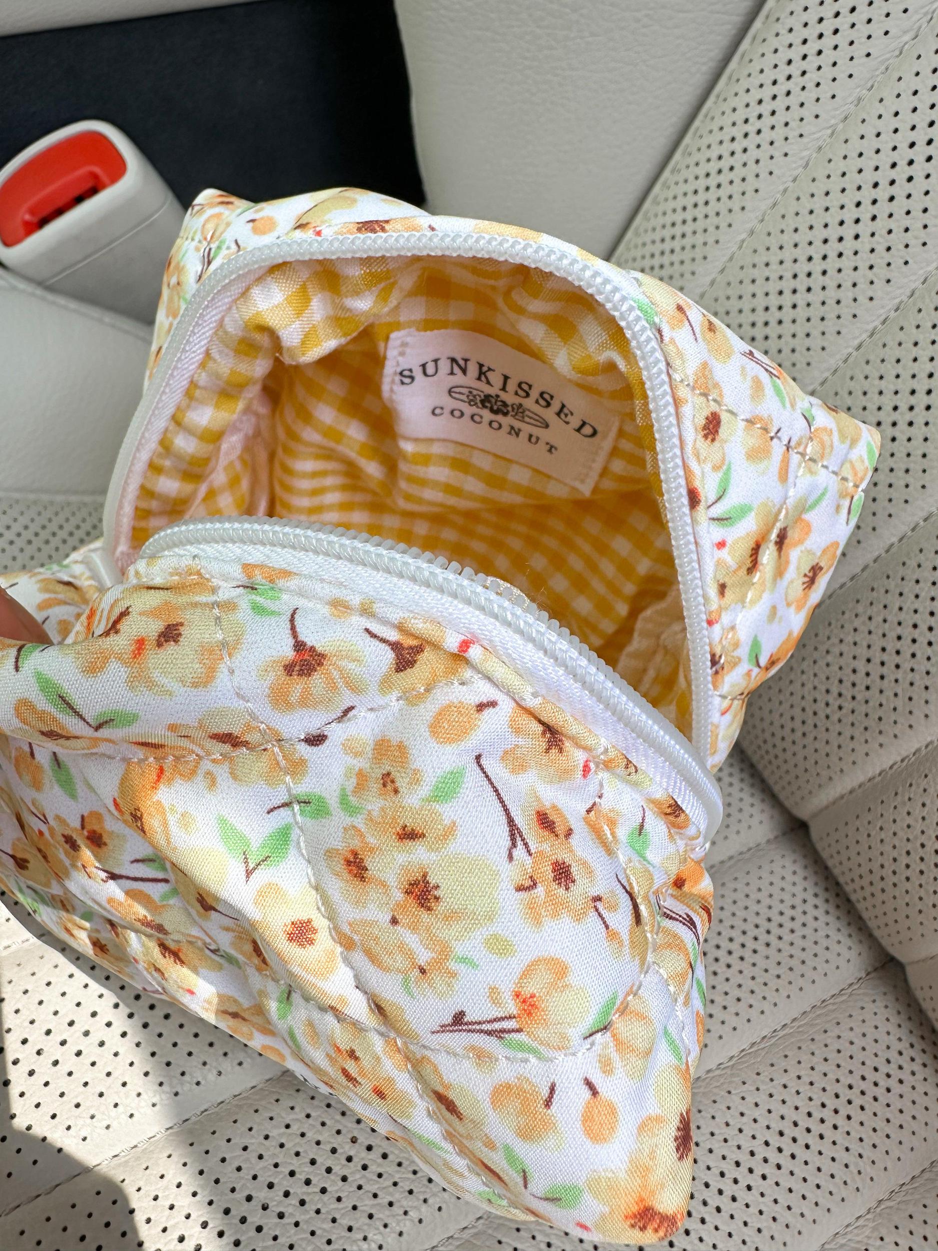Small Yellow Flower Quilted Handmade Travel Bag Product Image