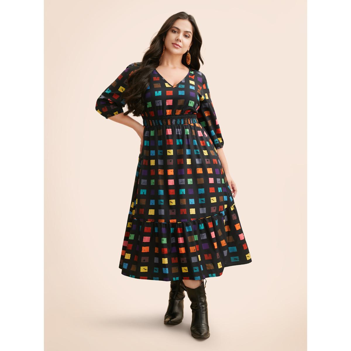Plus Size Colorblock Contrast Shirred Lantern Sleeve Dress BlackFlower Women Casual Shirred V-neck Elbow-length sleeve Curvy BloomChic 12/L Product Image