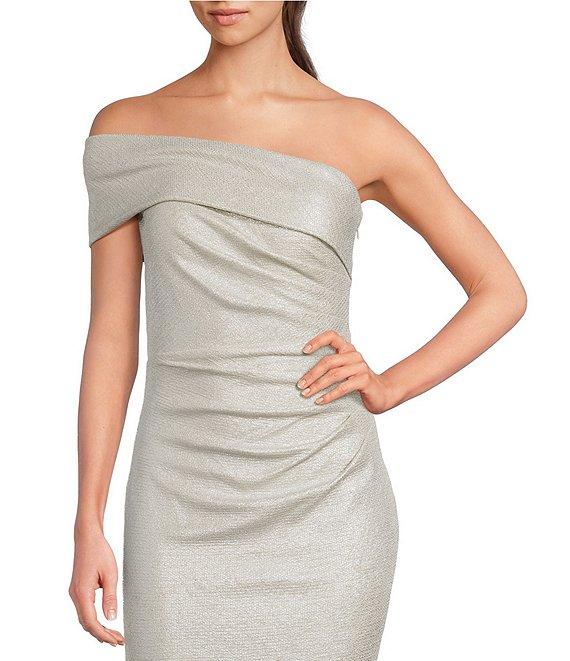 Eliza J Off-the-Shoulder Short Sleeve Side Ruched Foiled Knit Sheath Gown Product Image